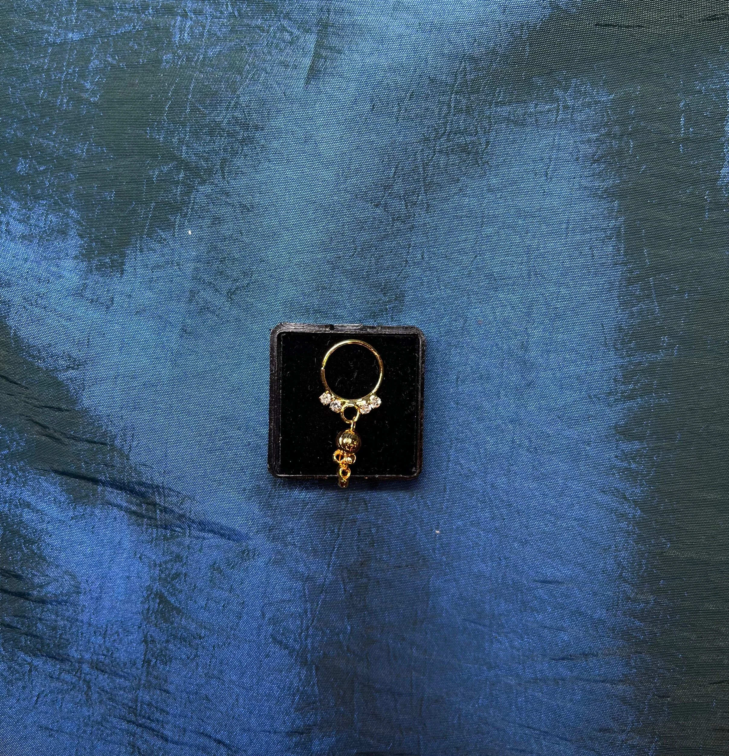 E074C156-7AC9-4D48-BBE4-118C93D41332