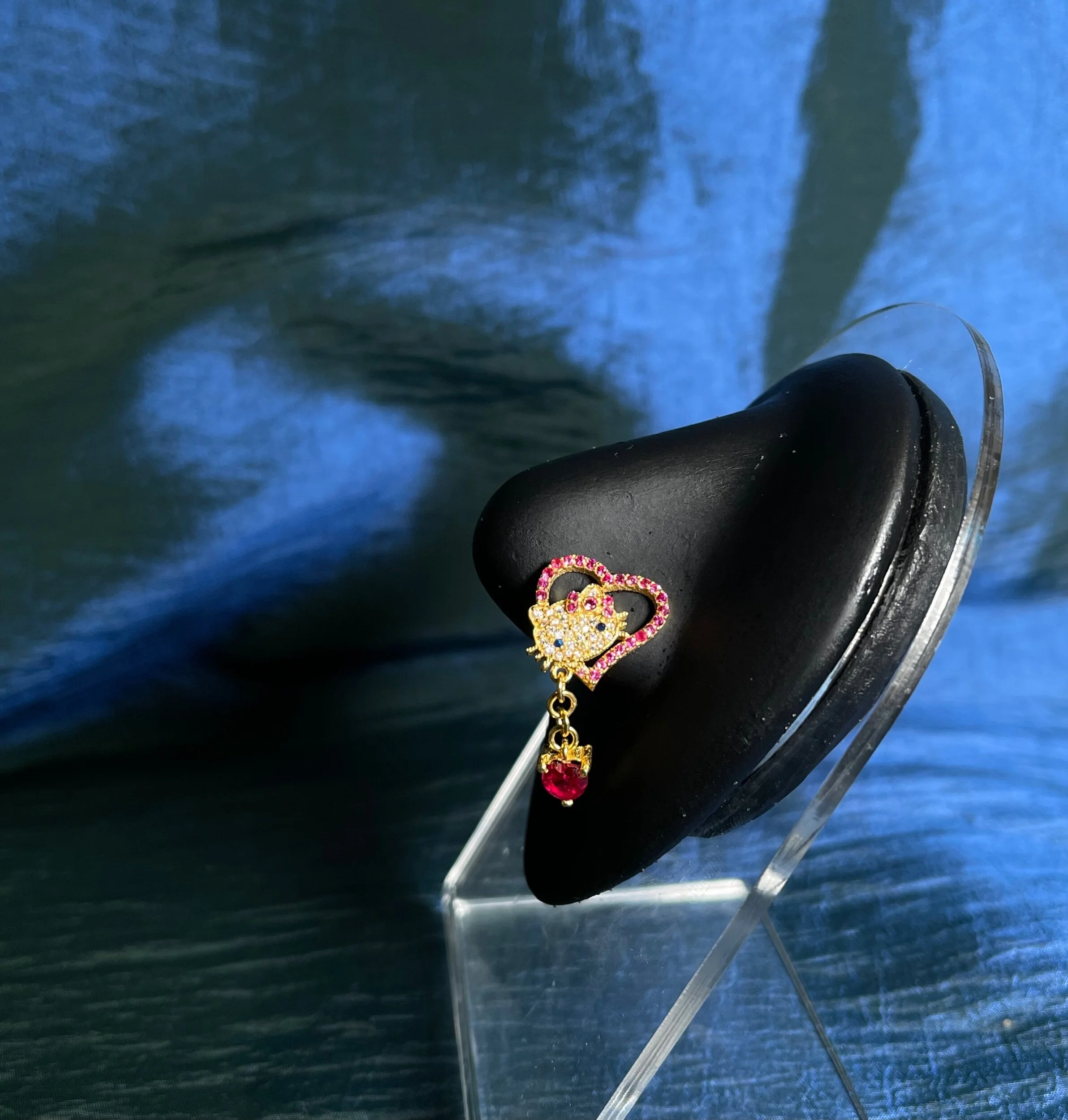 A47174DA-A9C9-406D-908F-2F9B1506F2BB