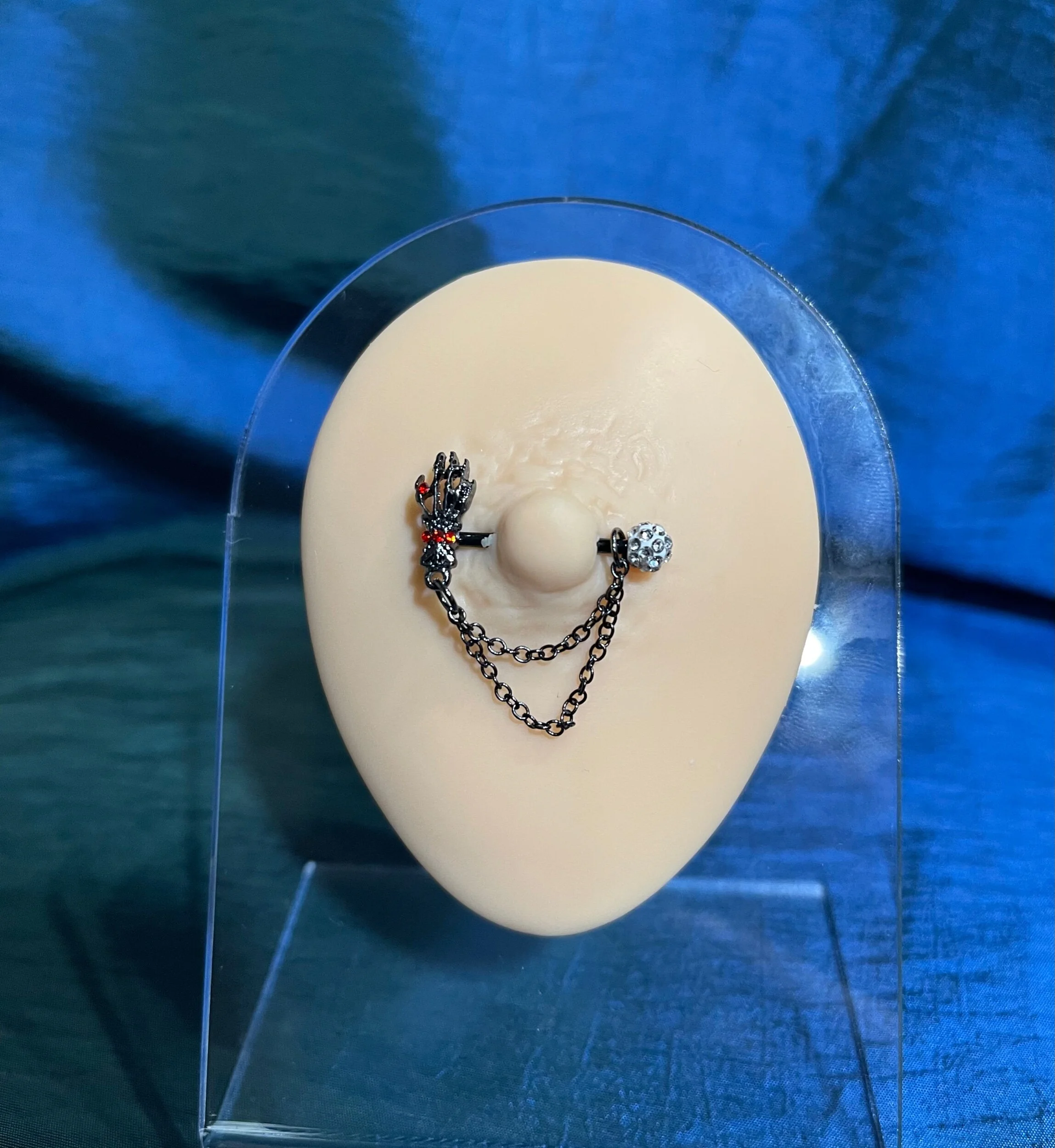 7BFFD6D3-B94F-4961-9421-2E67E7FF6B5A