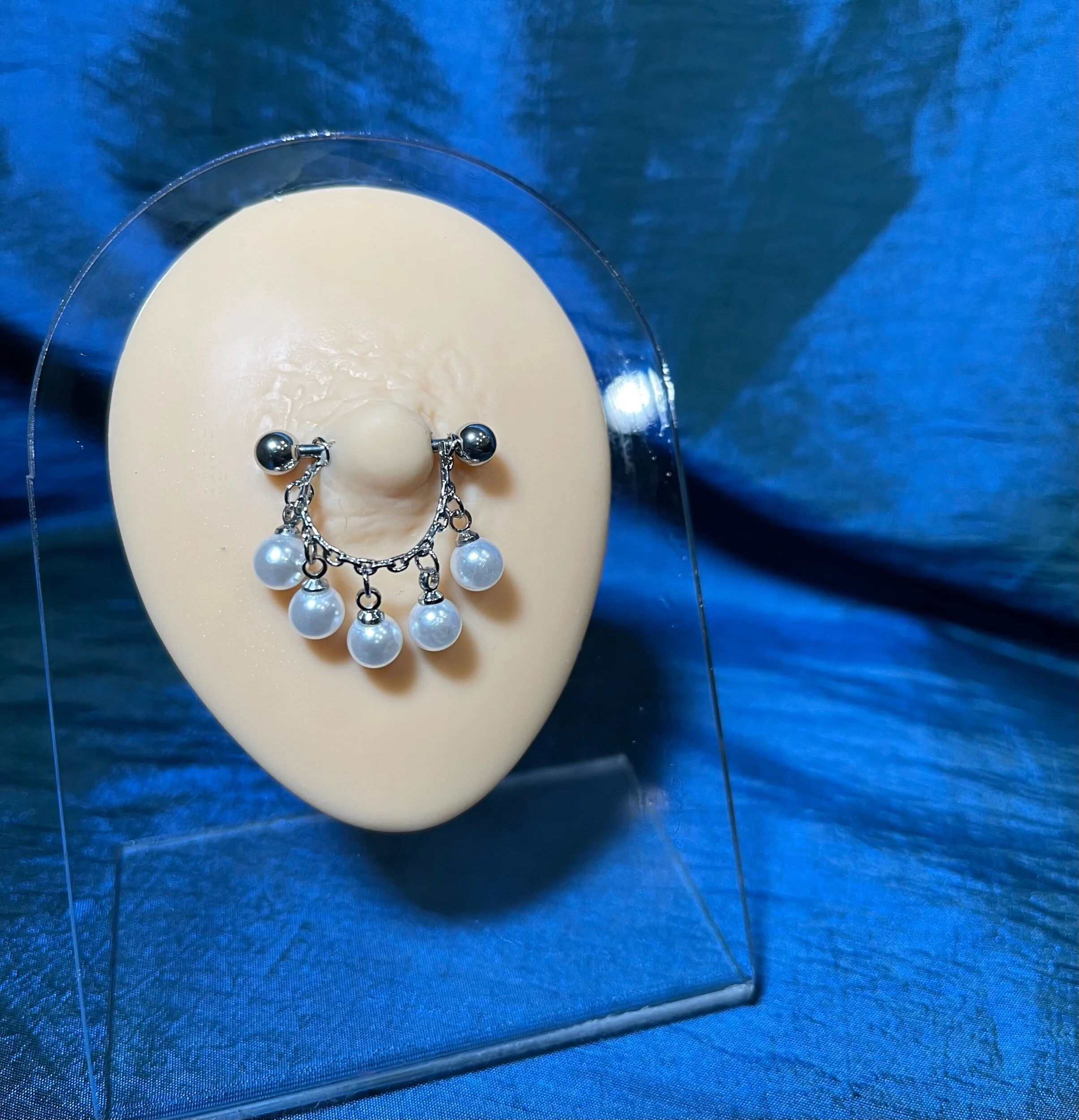 99B1EF18-A5D5-49A1-AD19-1E737E4C47BC