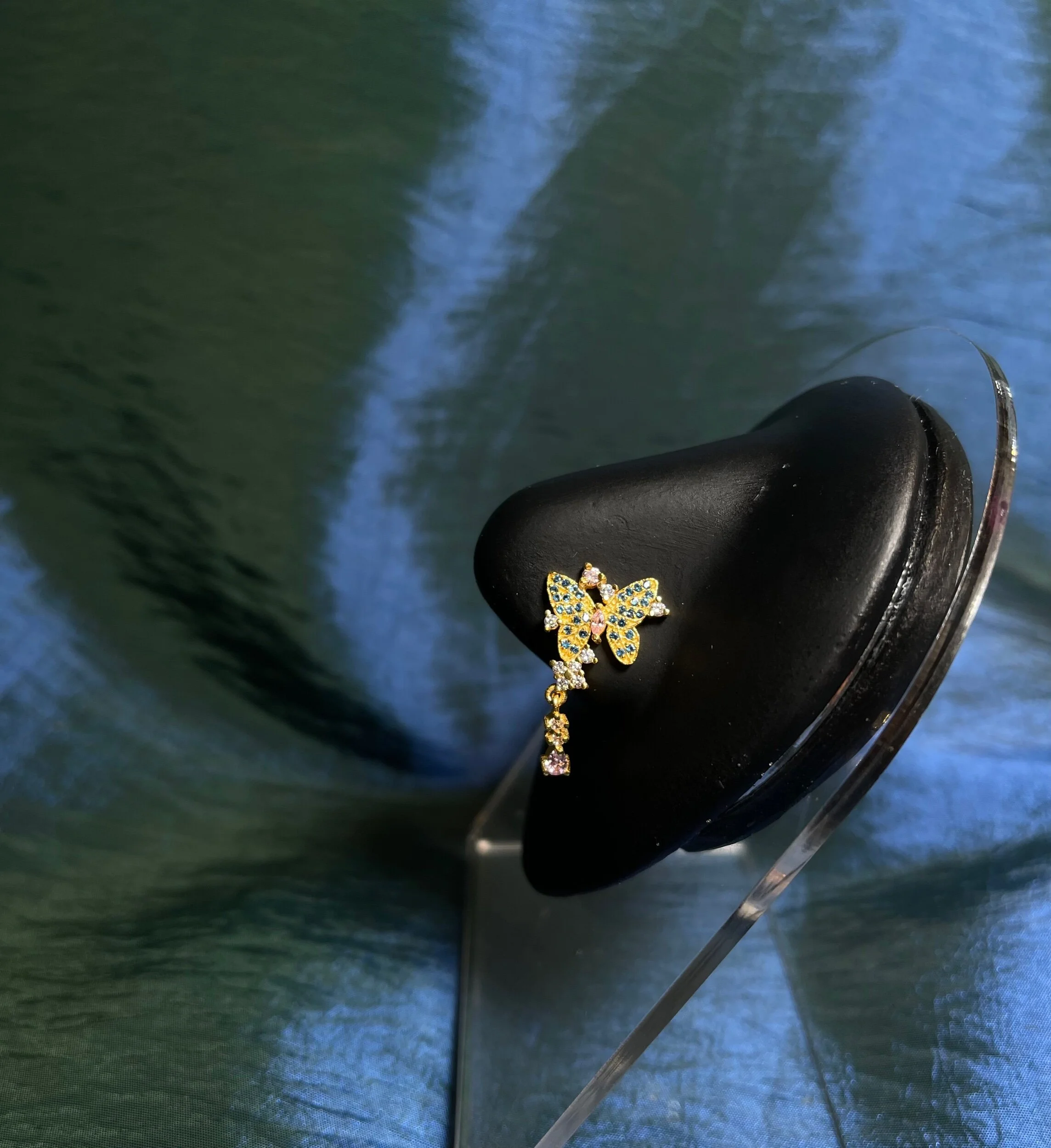 1CD7135B-2CB7-4AA7-8441-CAF790951CA6