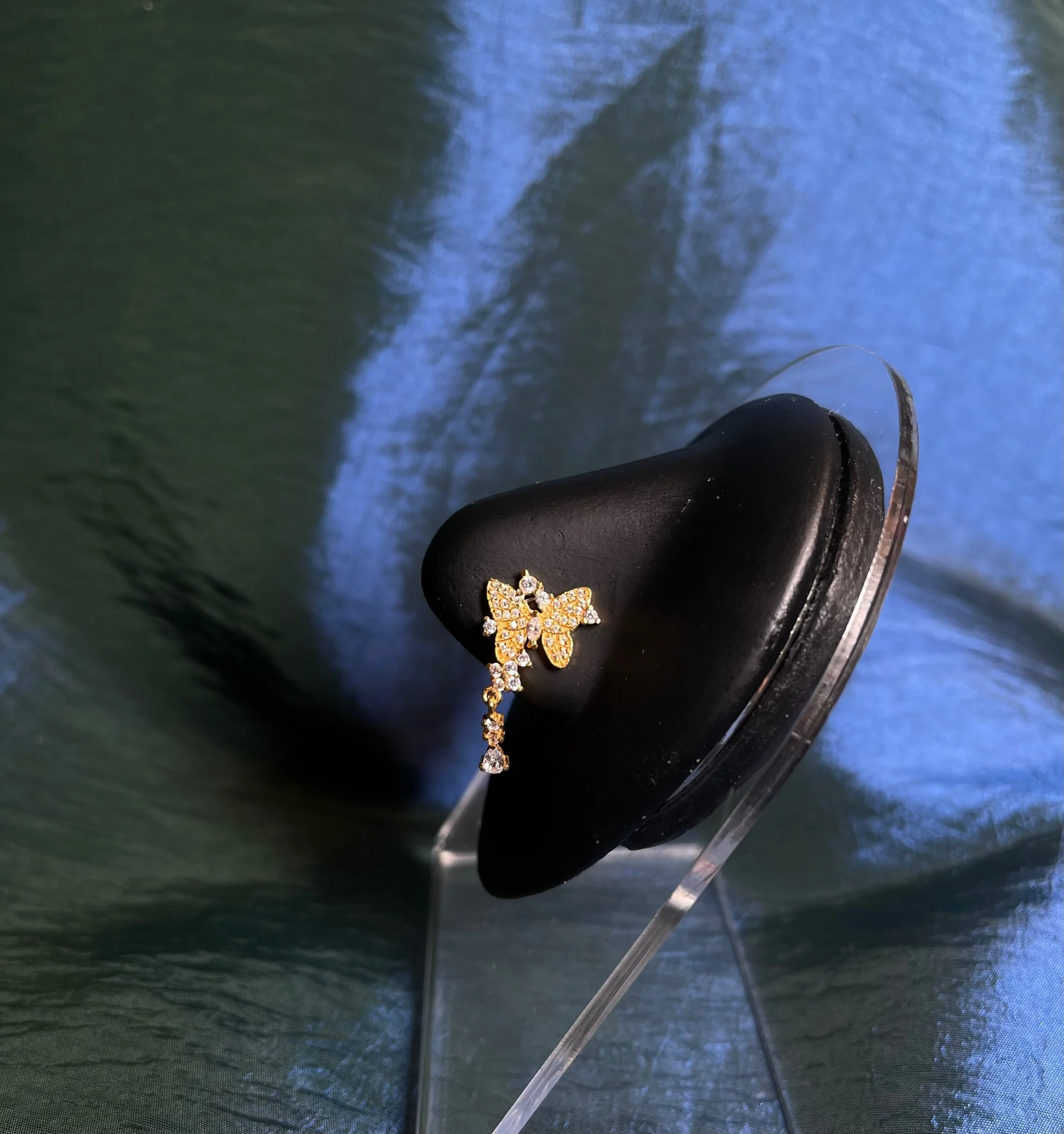 760EDE93-E733-4E14-9447-91D89D3EFC6D