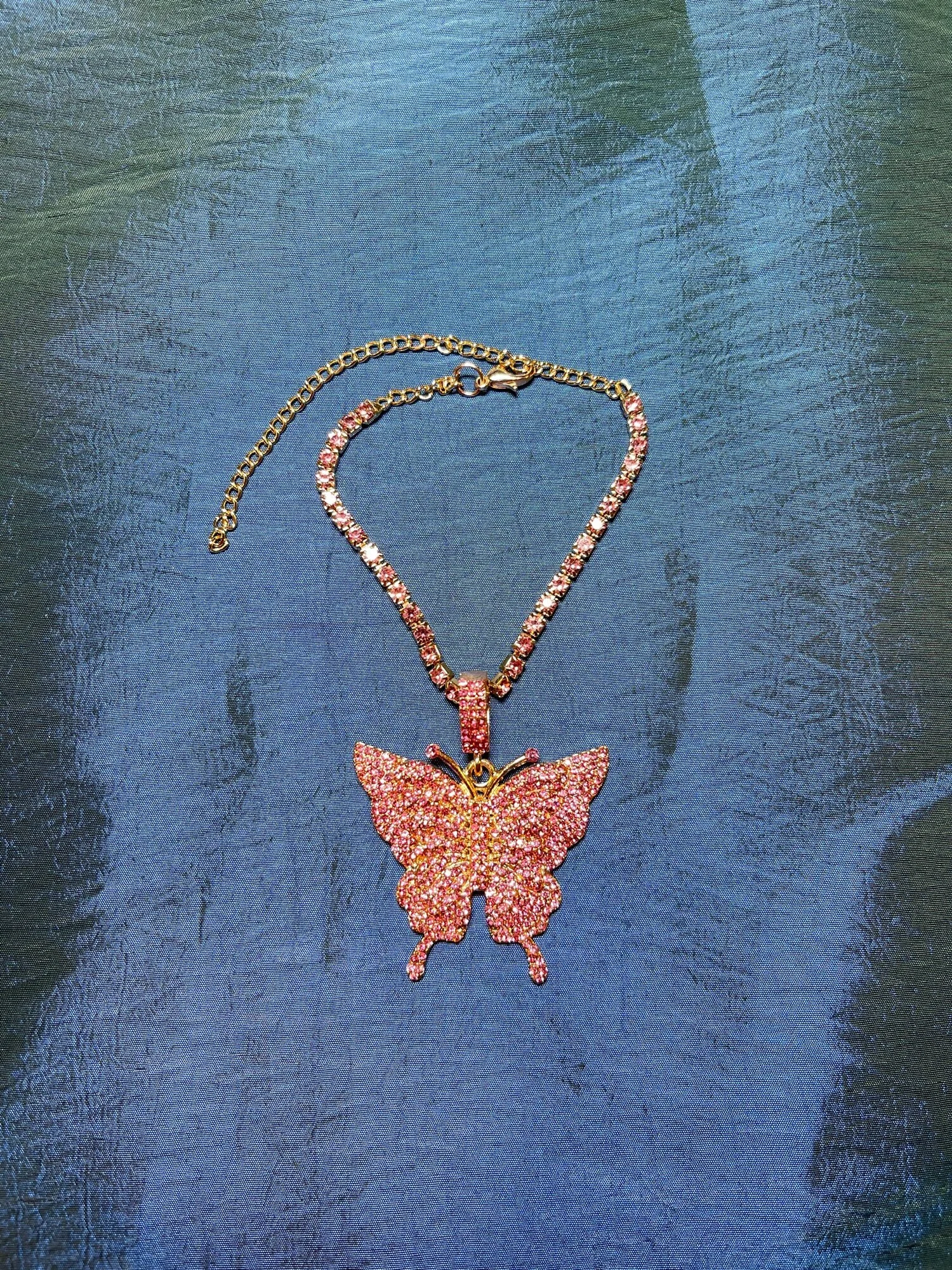 B86733CE-A114-4C62-9592-1767E5C67FED