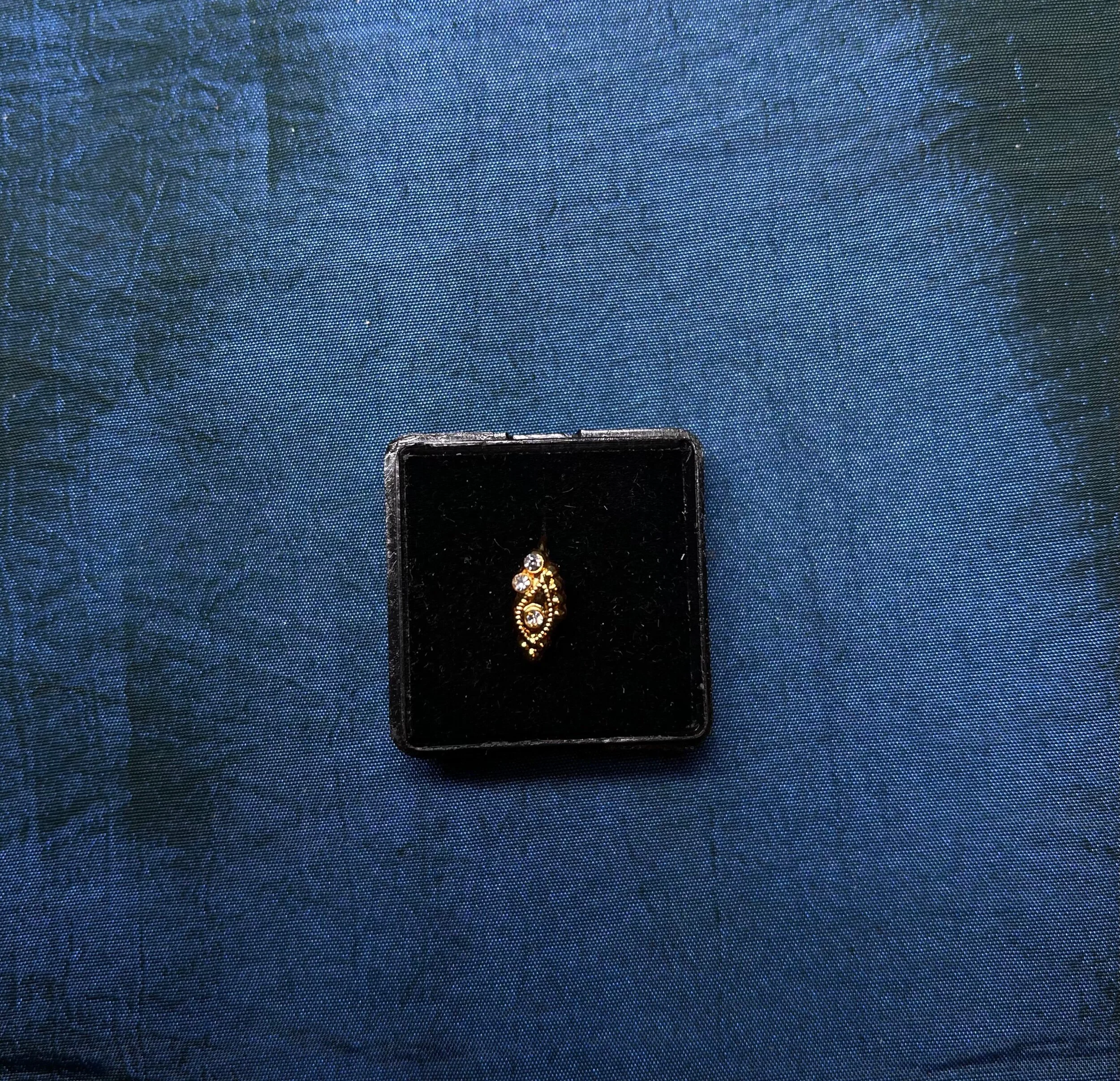 EE136B2D-0DBA-4A64-93A3-1AAB542C0315