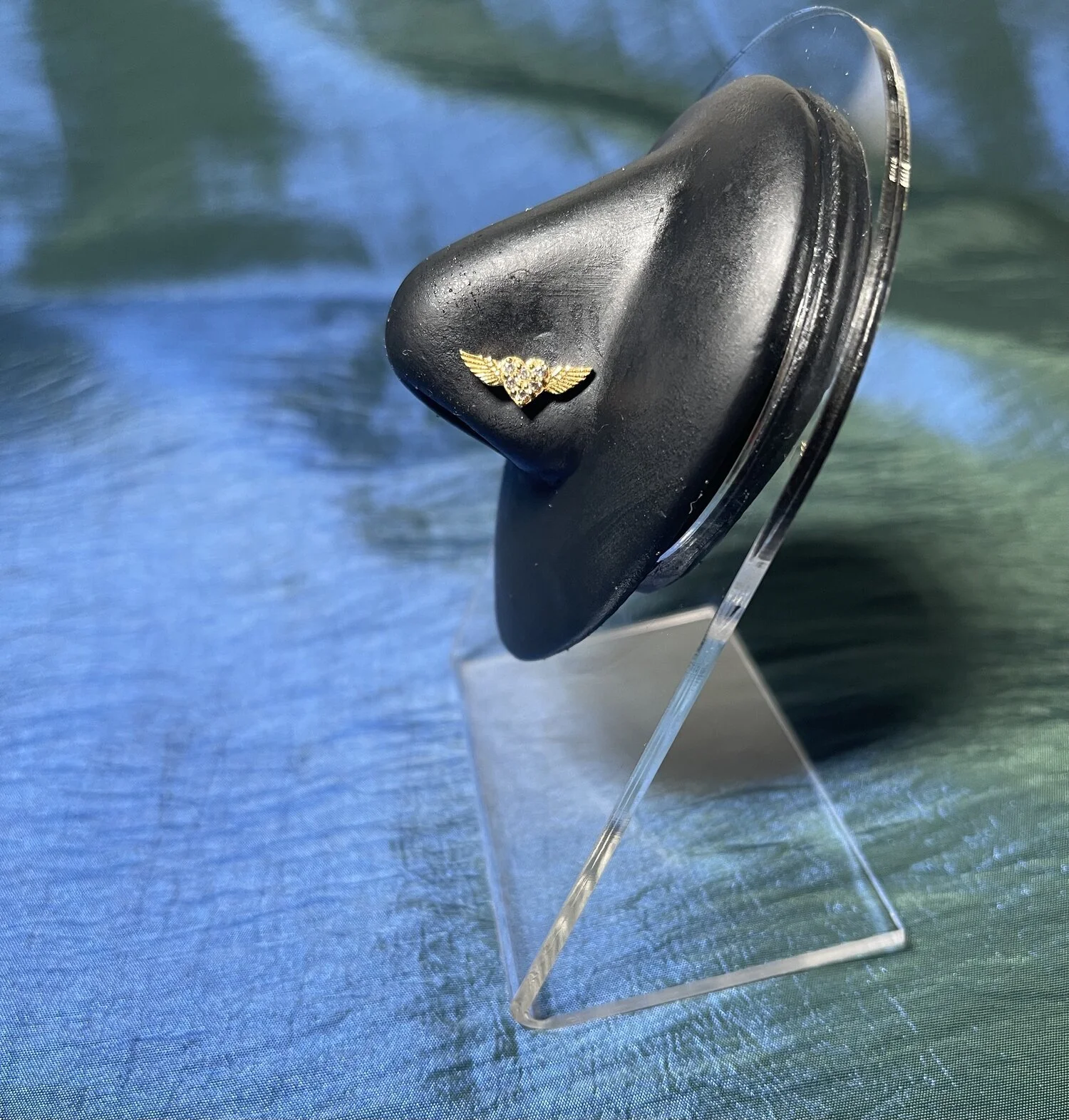 C9723BB3-C5E3-4477-97AF-6C3618F9D690