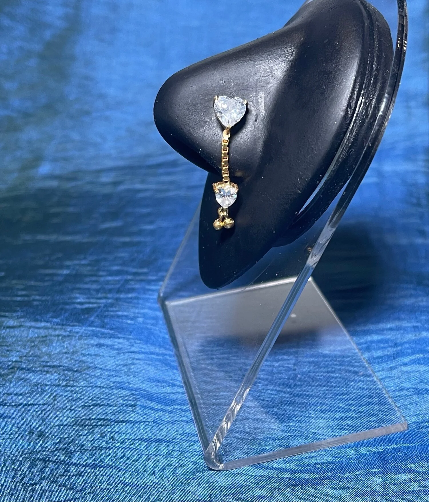 9C86ABF0-568D-4BE0-8880-CED101AFD1CE