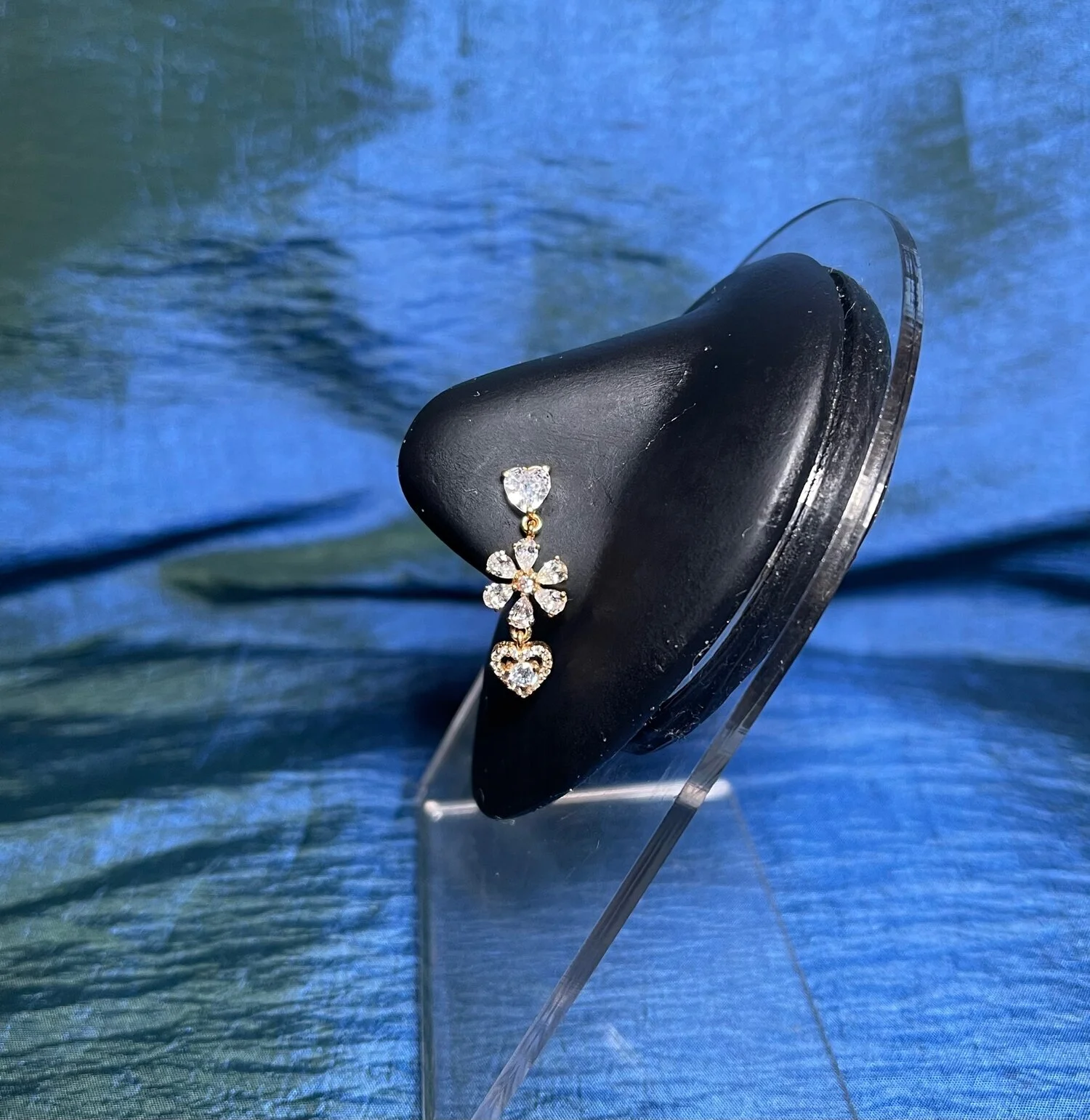 EF5E2D4A-400C-4B84-BD57-3AC32F14B698