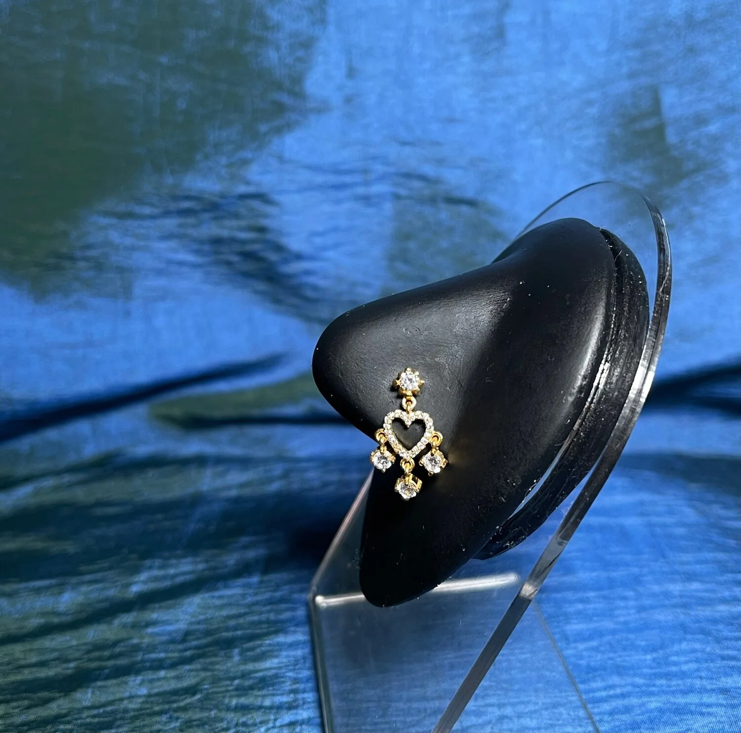 A1DBF21C-F0A9-4F7C-9193-F1B1EEE1595E