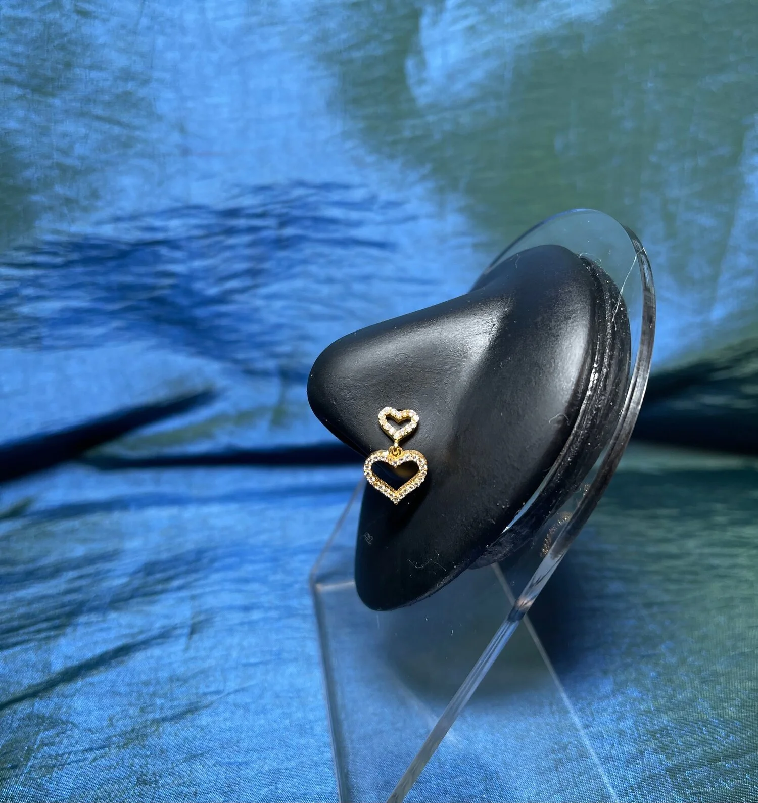 A3D8474E-E4B9-4C4C-A70A-11F40204BD5A