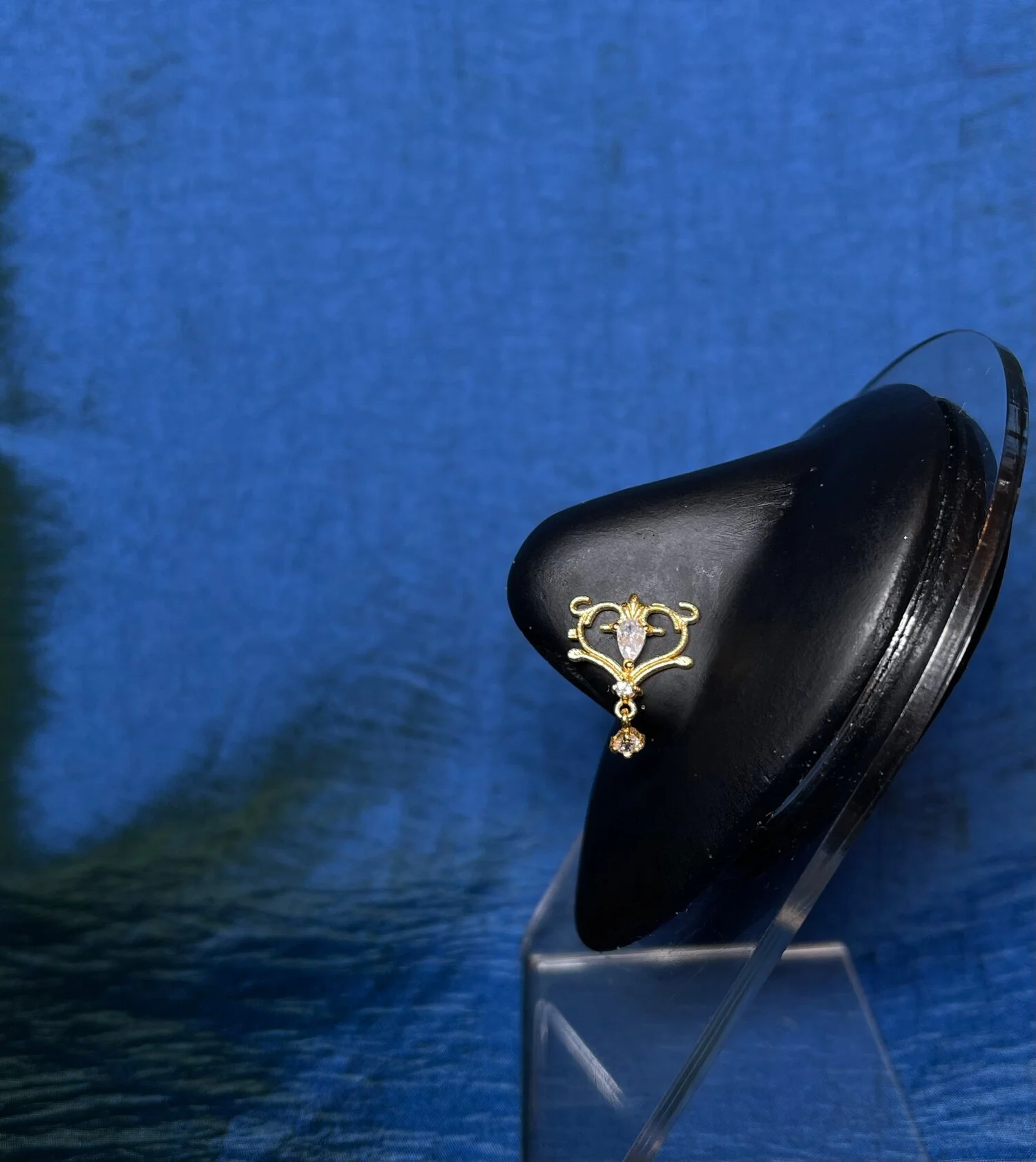 547D0E0D-F74F-4B2D-AB37-472A8DD36CD0