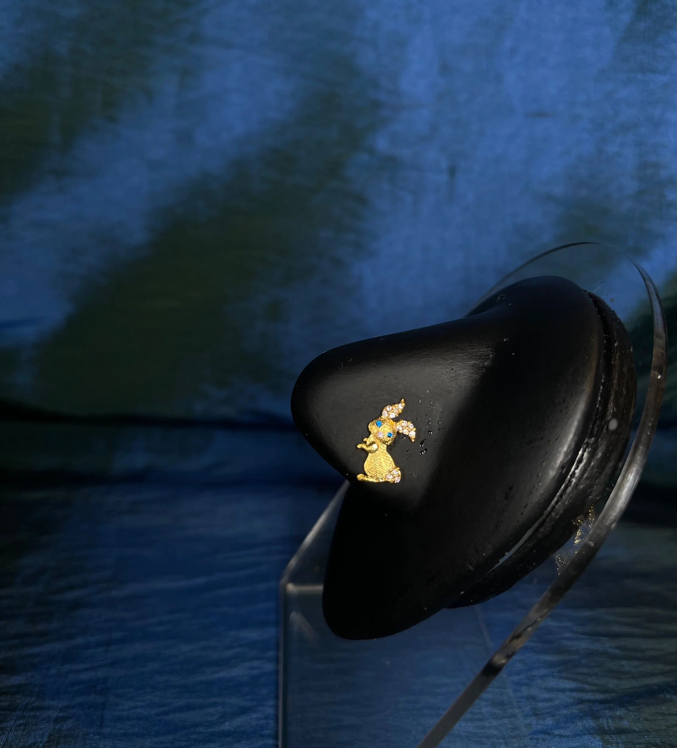 8CD03641-7AA0-476C-BB5D-6FFB144C4B7F