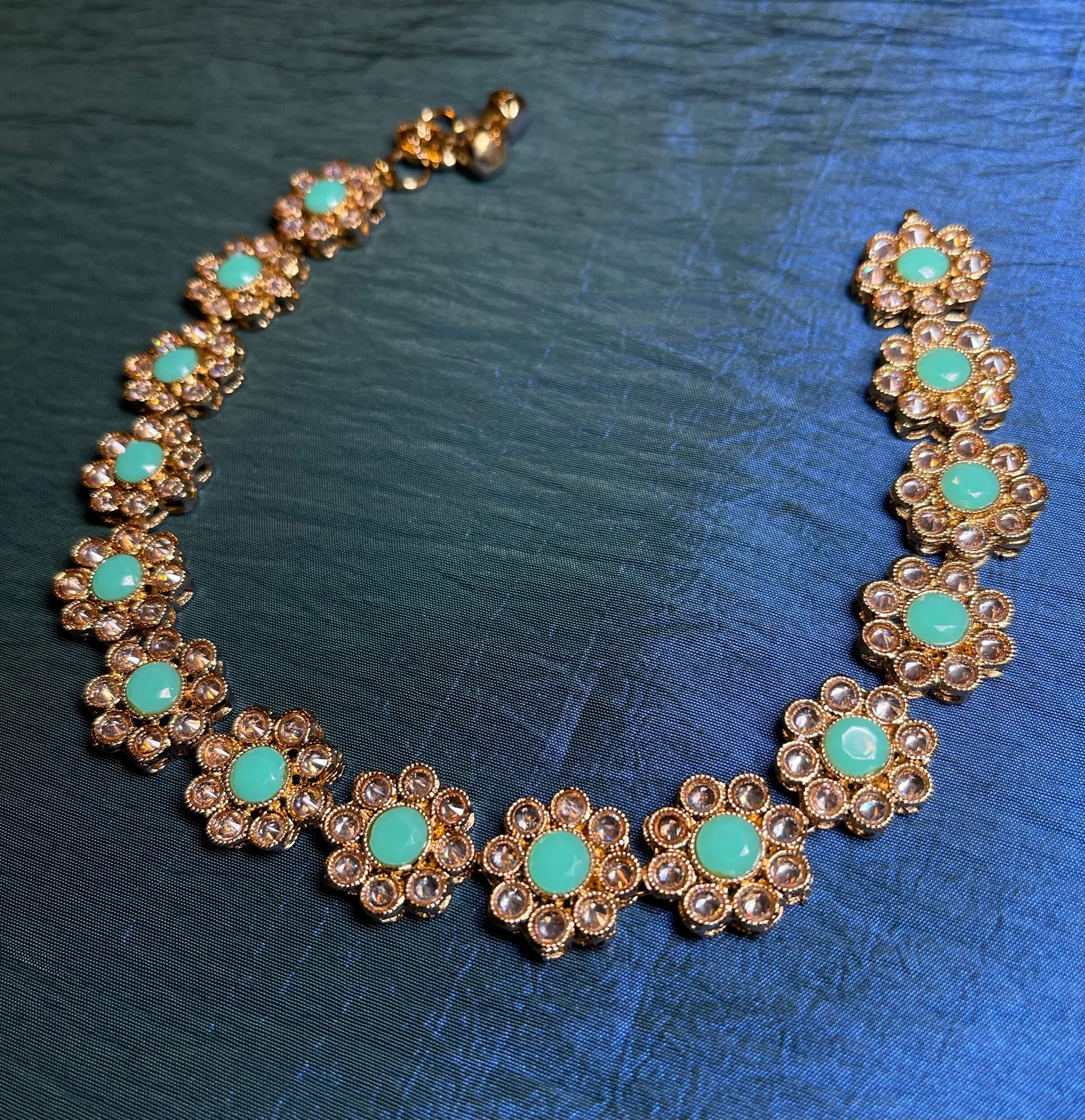 CDA0221B-1CDF-4FCB-8FB1-AA2DA44E2584