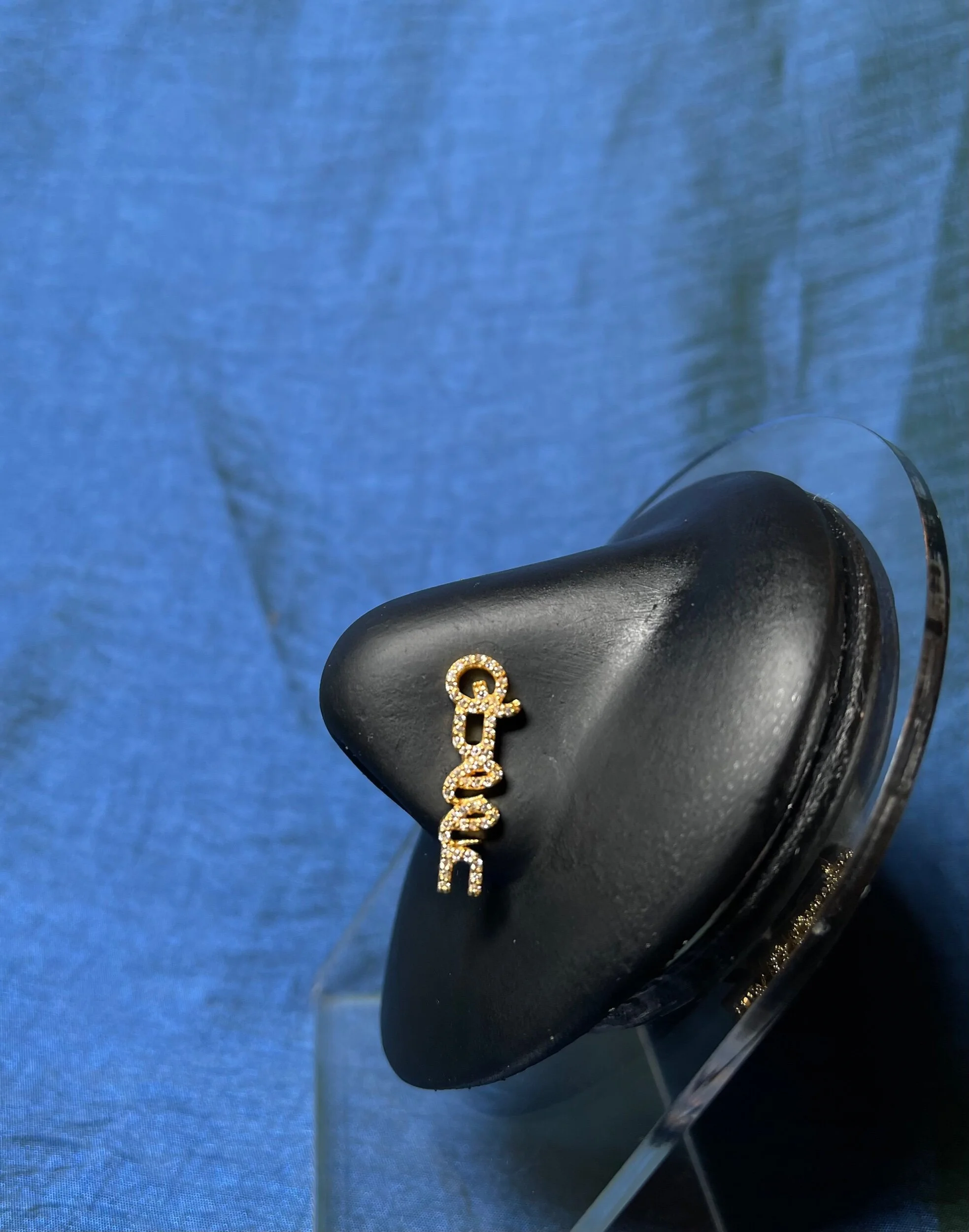 C385FDBB-5F82-4DB8-AC76-1A9886987207