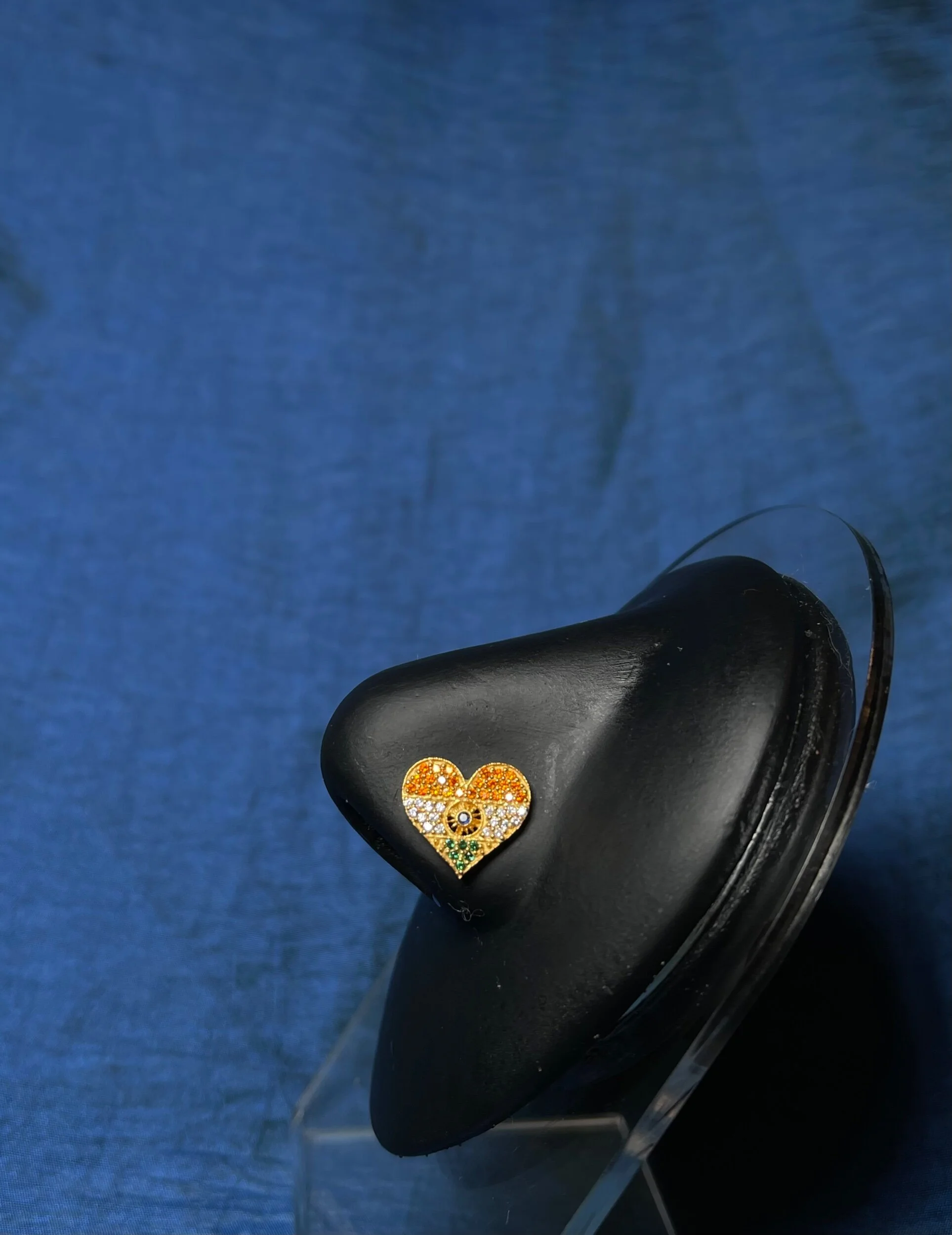 6F068D33-CCF1-4600-973B-638F499EF3EA