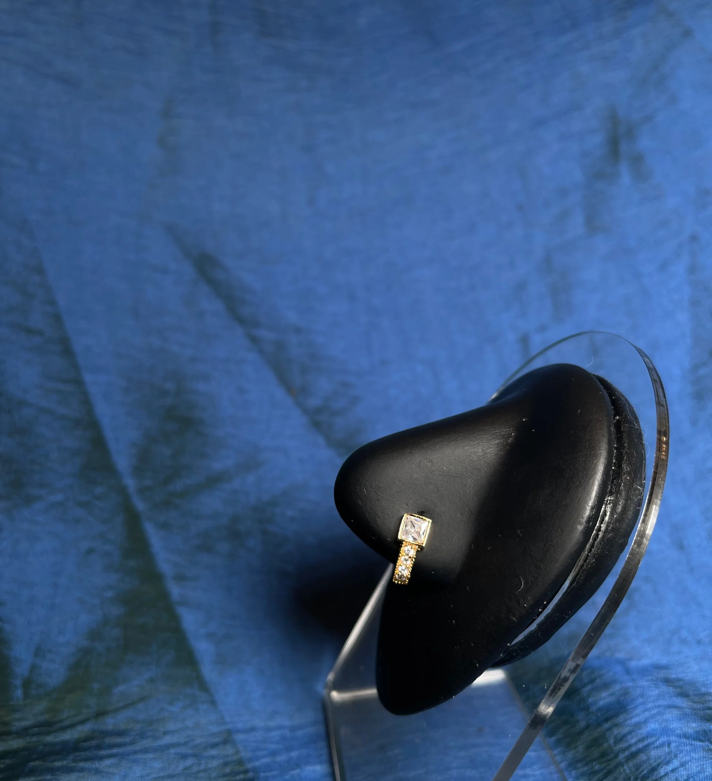 B97F80B7-858E-439A-A524-6C6512C3930B