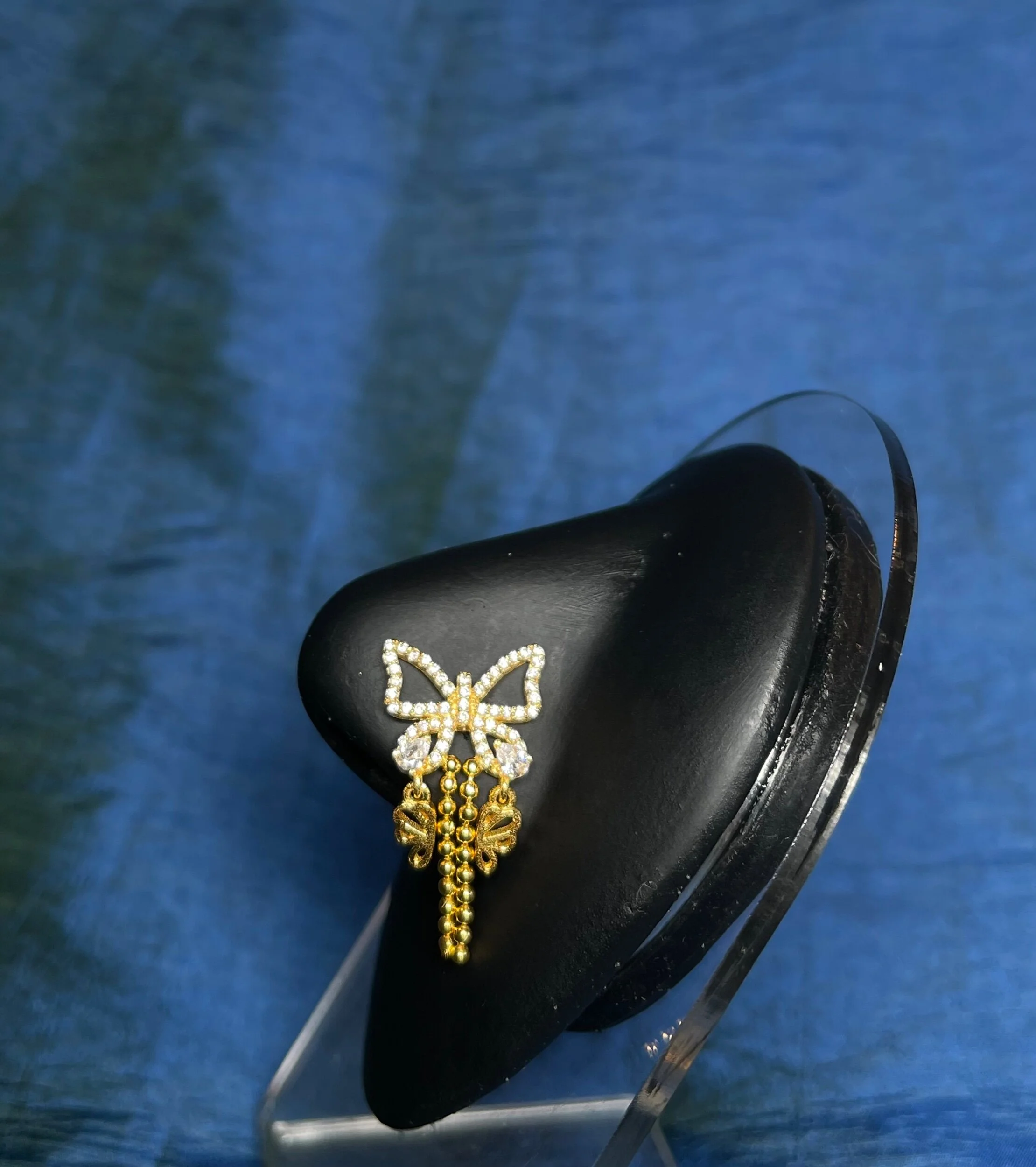 D2C90A81-F478-420A-8F03-60D5EF56CACE