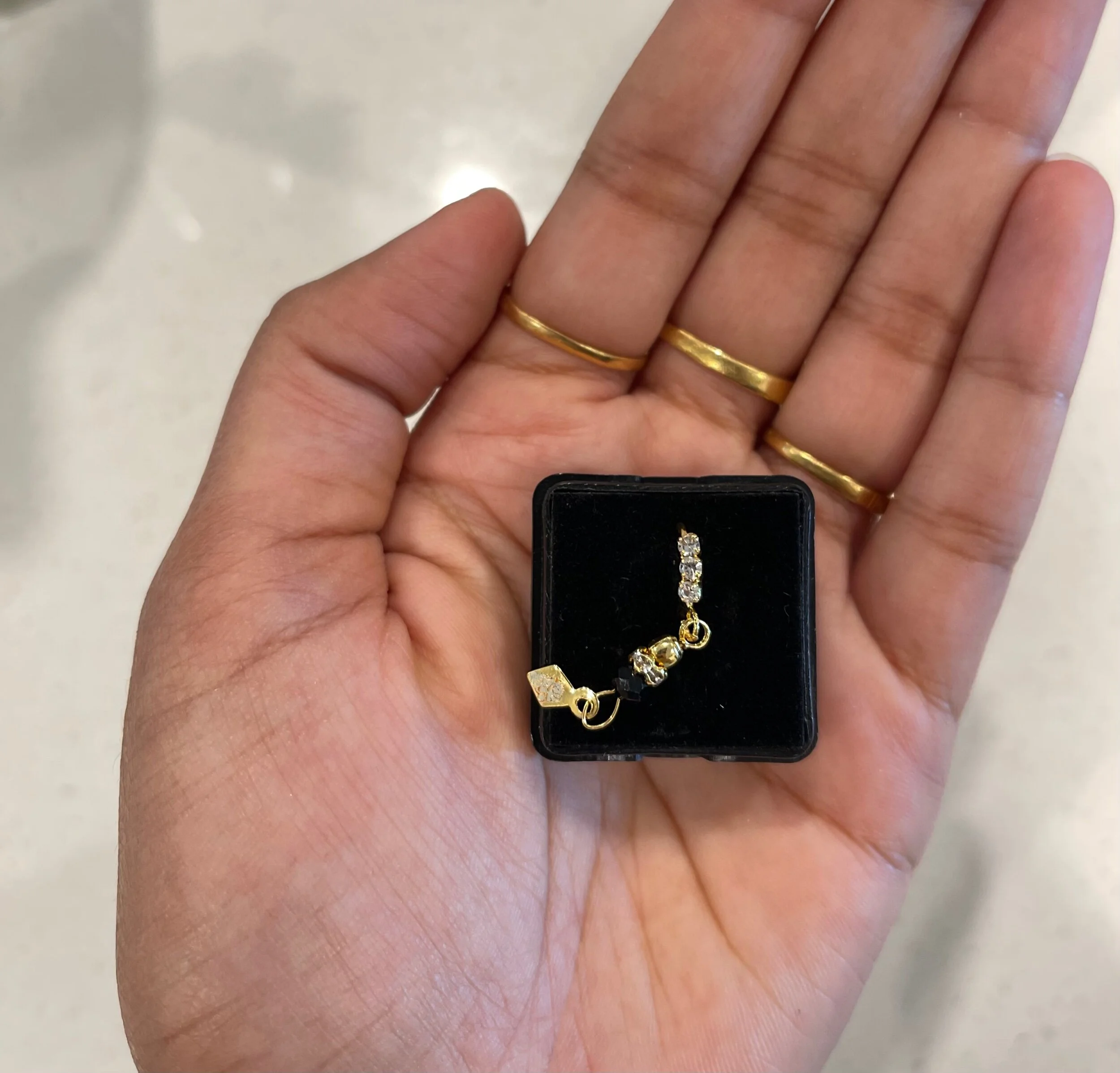 CE0935E6-92F9-467F-B4EA-00796590FCE7