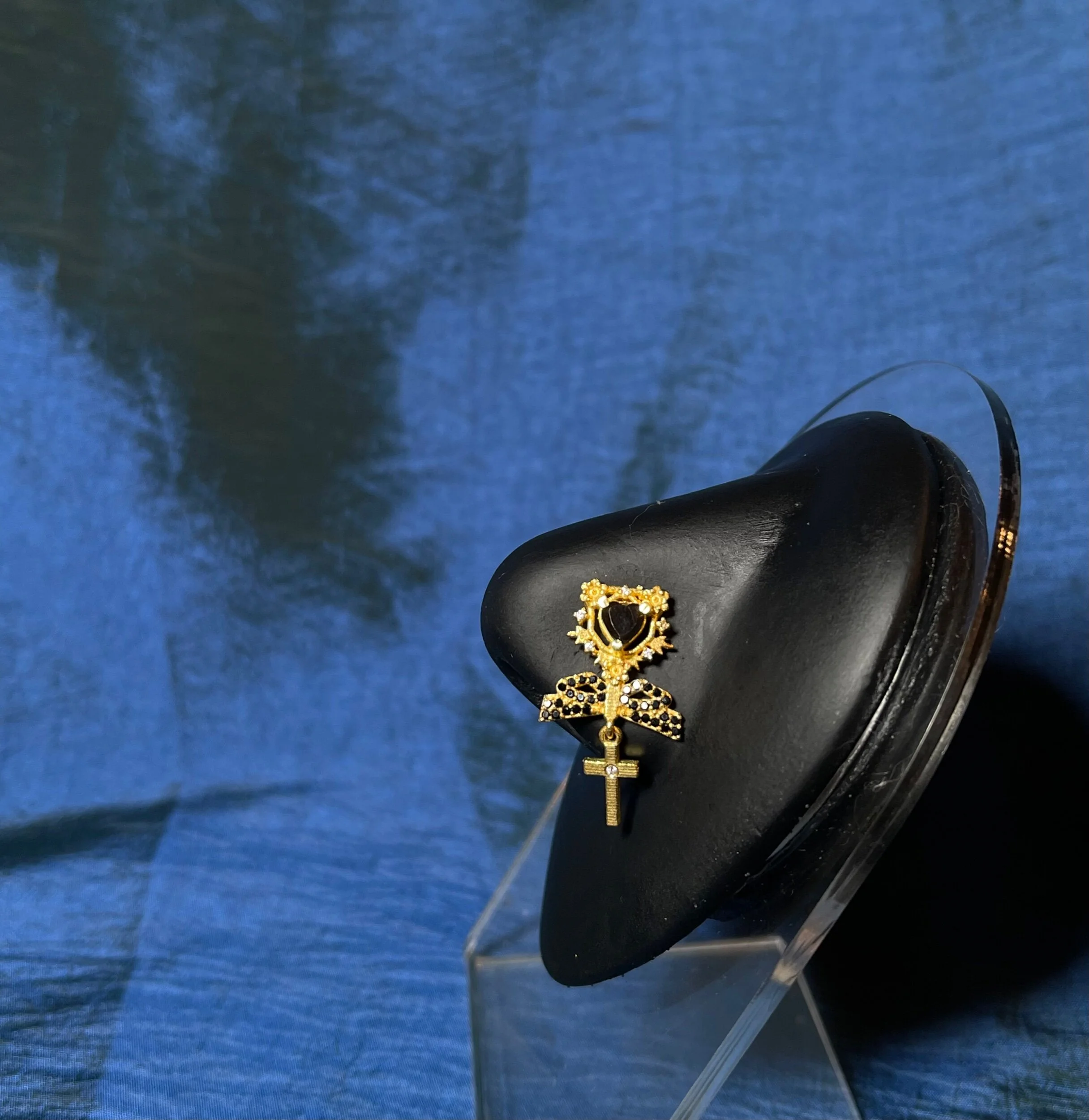 D779B362-3201-487B-8DEF-0331E35C4DF5