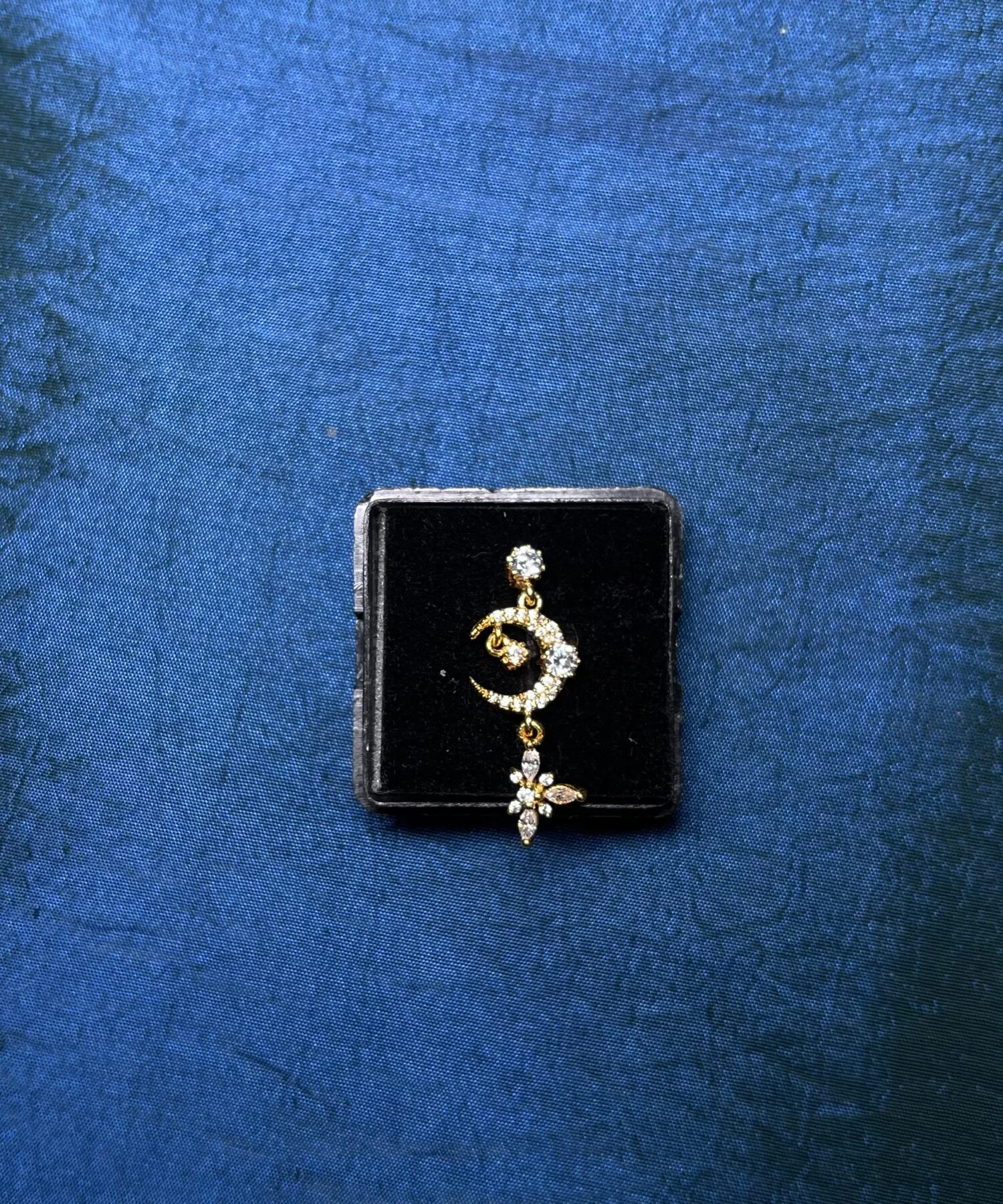 94B8AE38-7D5F-4D7F-BC0B-7E0CCBC02D6A