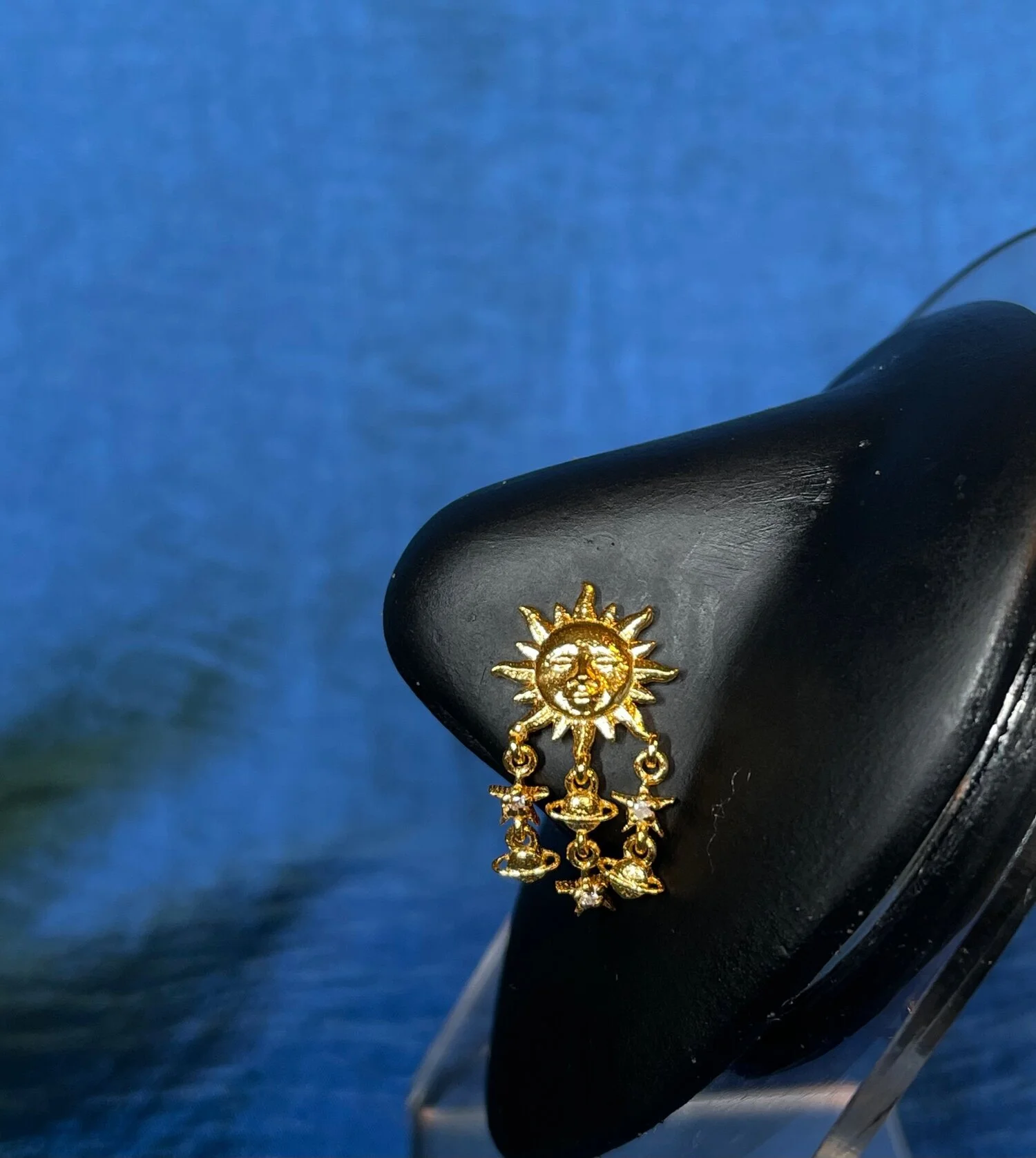 CE4E4482-89EB-464D-981E-43D720871BD0