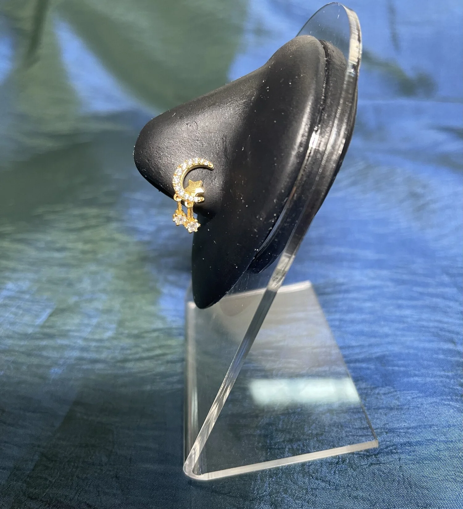 0A49B394-6E4E-4751-BAB6-36A5BFBFE165