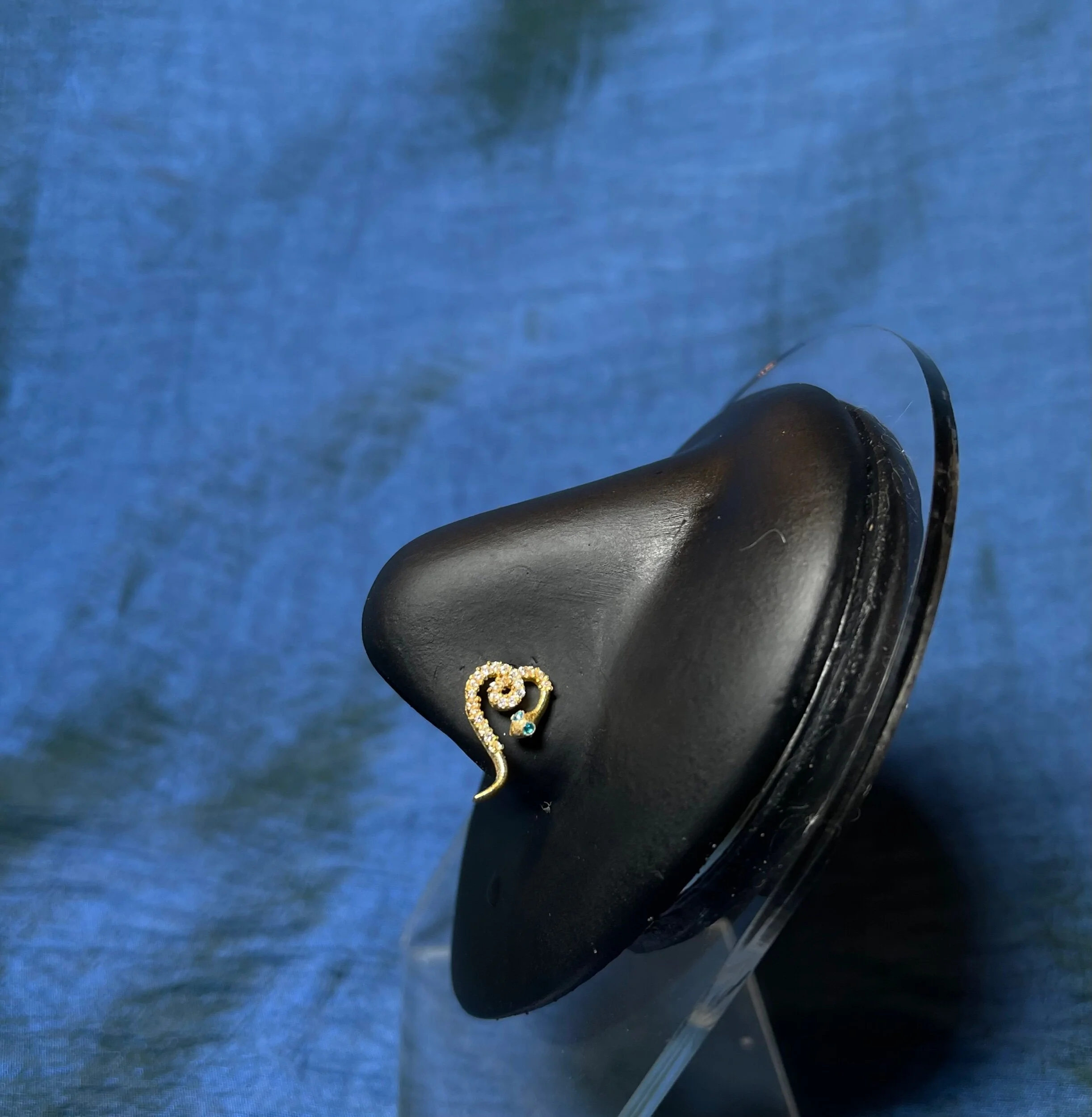 8DAF2D3E-2AB8-4687-9020-92B63B63A166