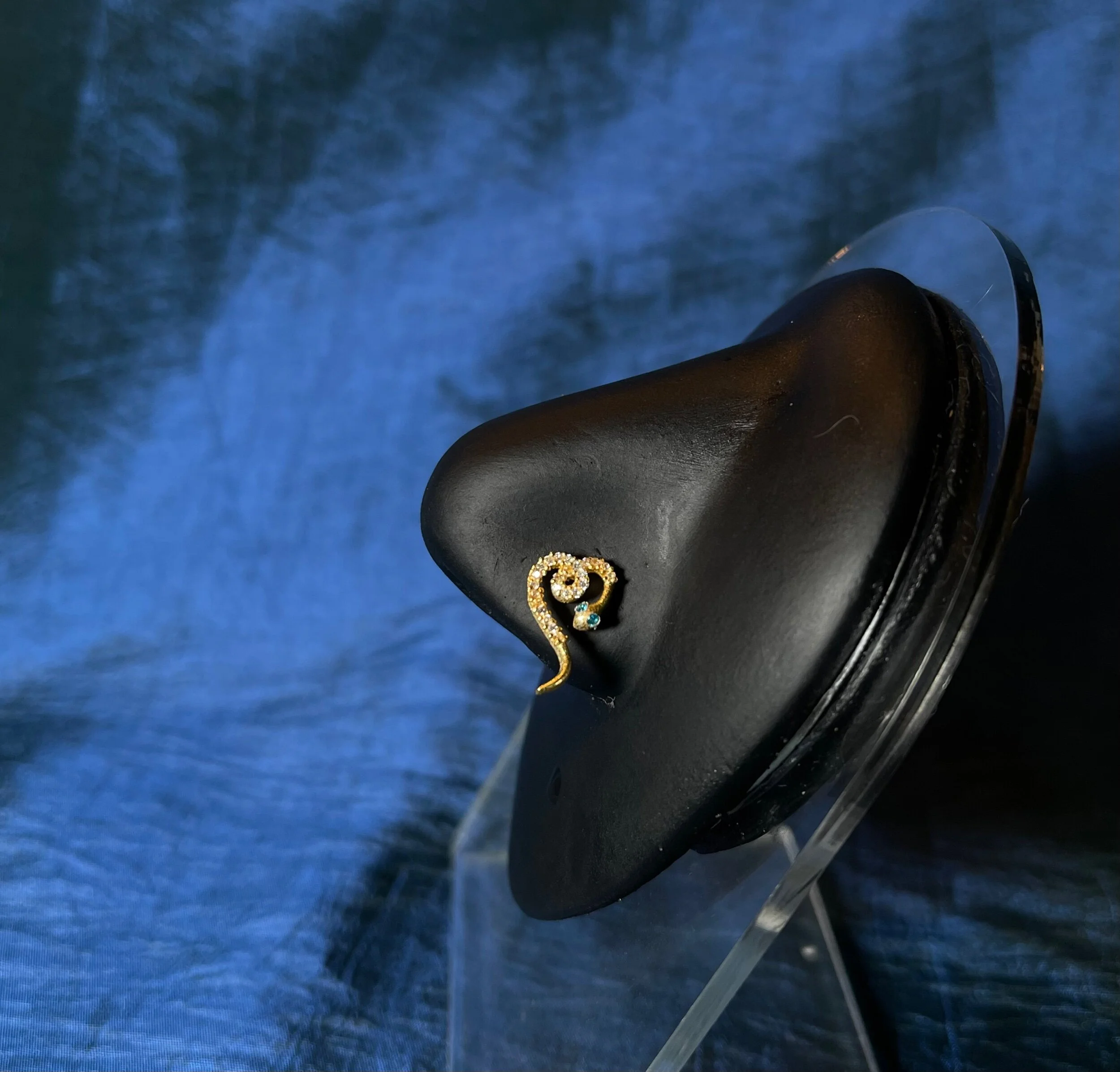 7D217CF7-CEE2-4F8B-8F09-422165BE15CA