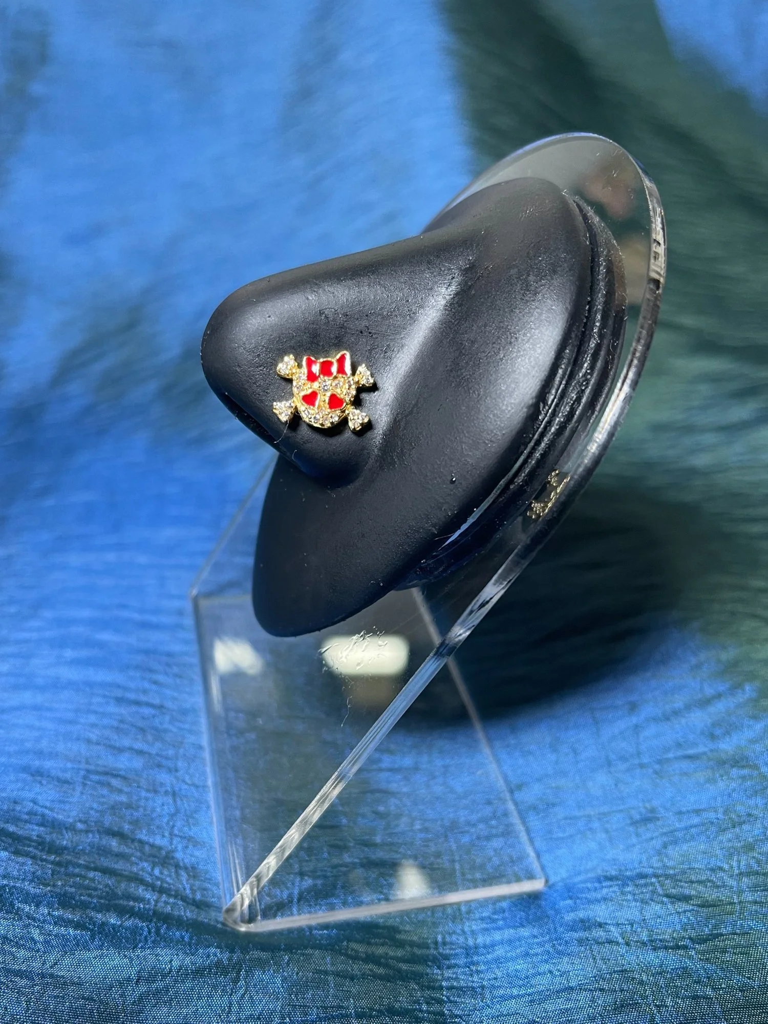 B1873845-CF15-40B9-BB4A-61559B468C56