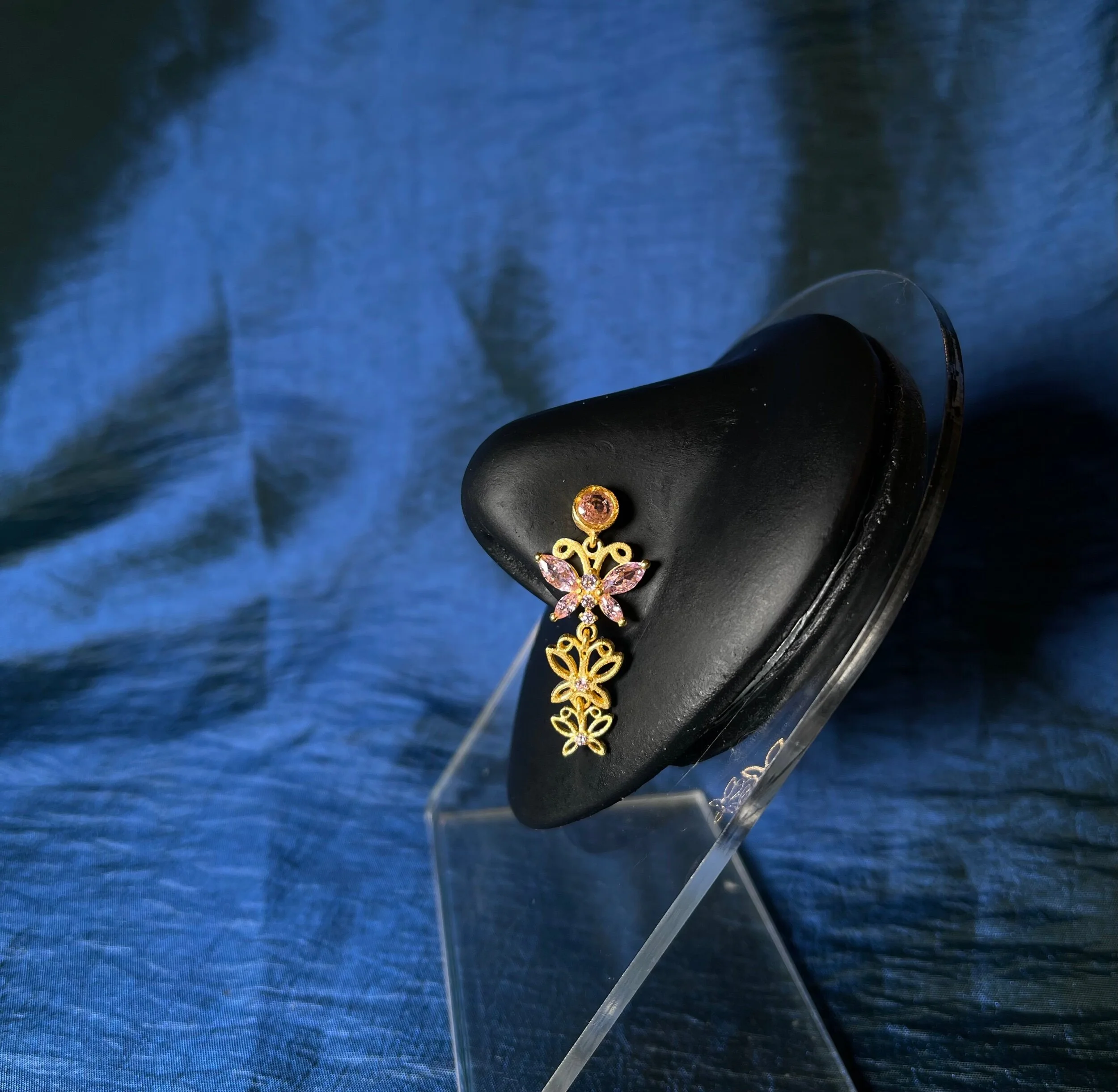 C4945F14-EECE-4B2B-AE5C-0B7D4074080D