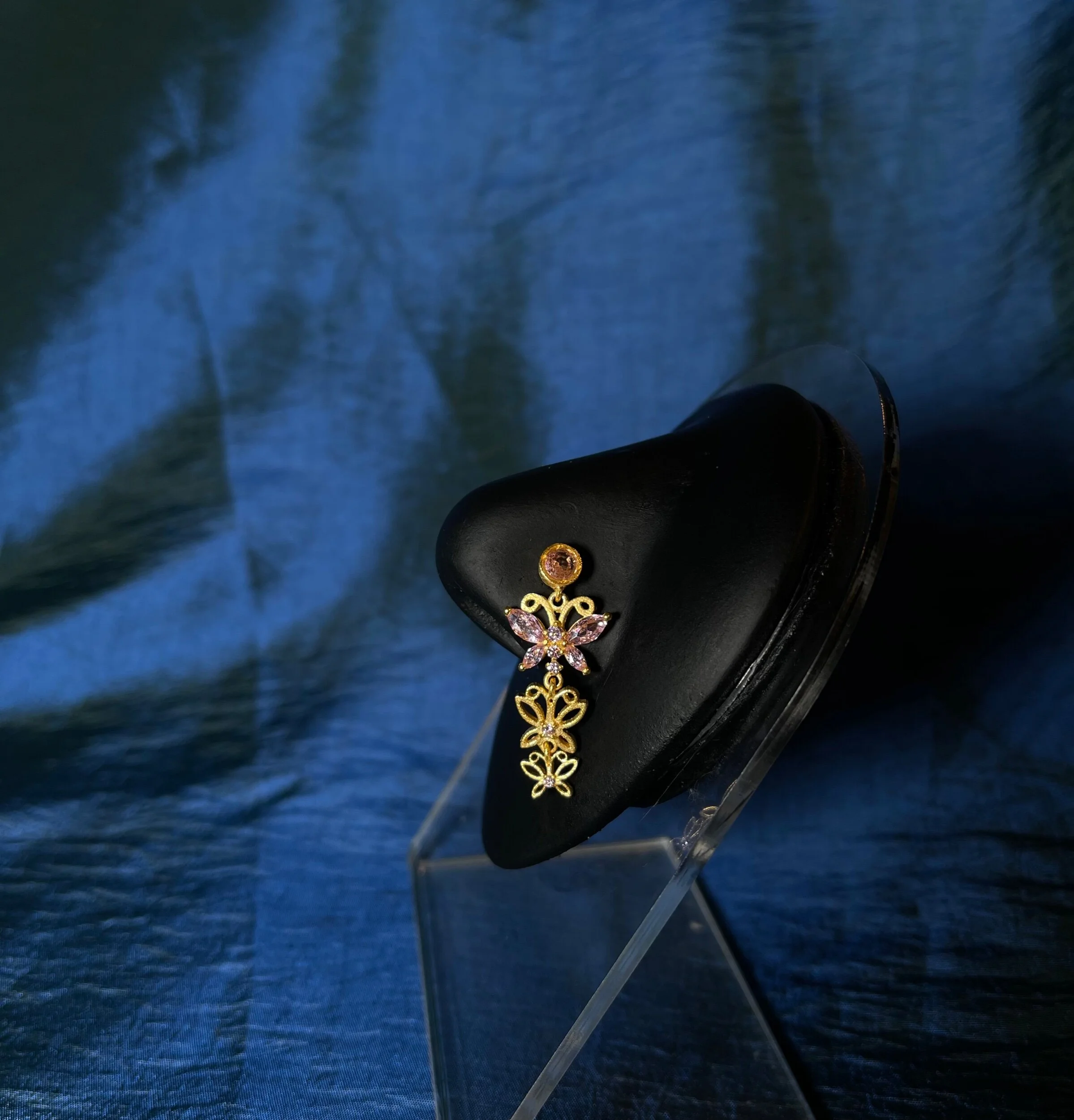 F7614966-822C-4AF8-BA9F-8501610F5502