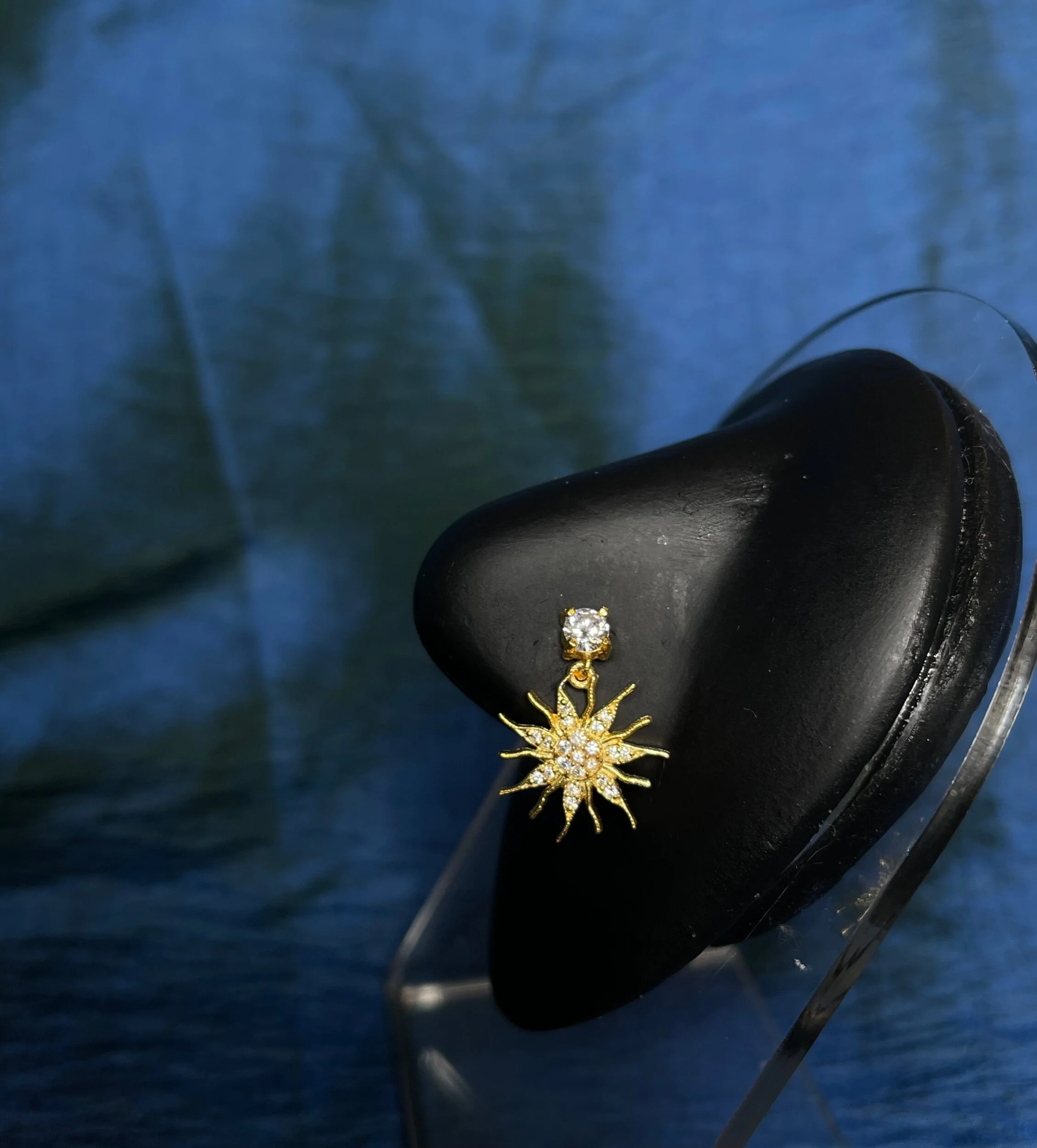 F4D888C2-7EFE-4BB2-A454-FB56BFD048FC