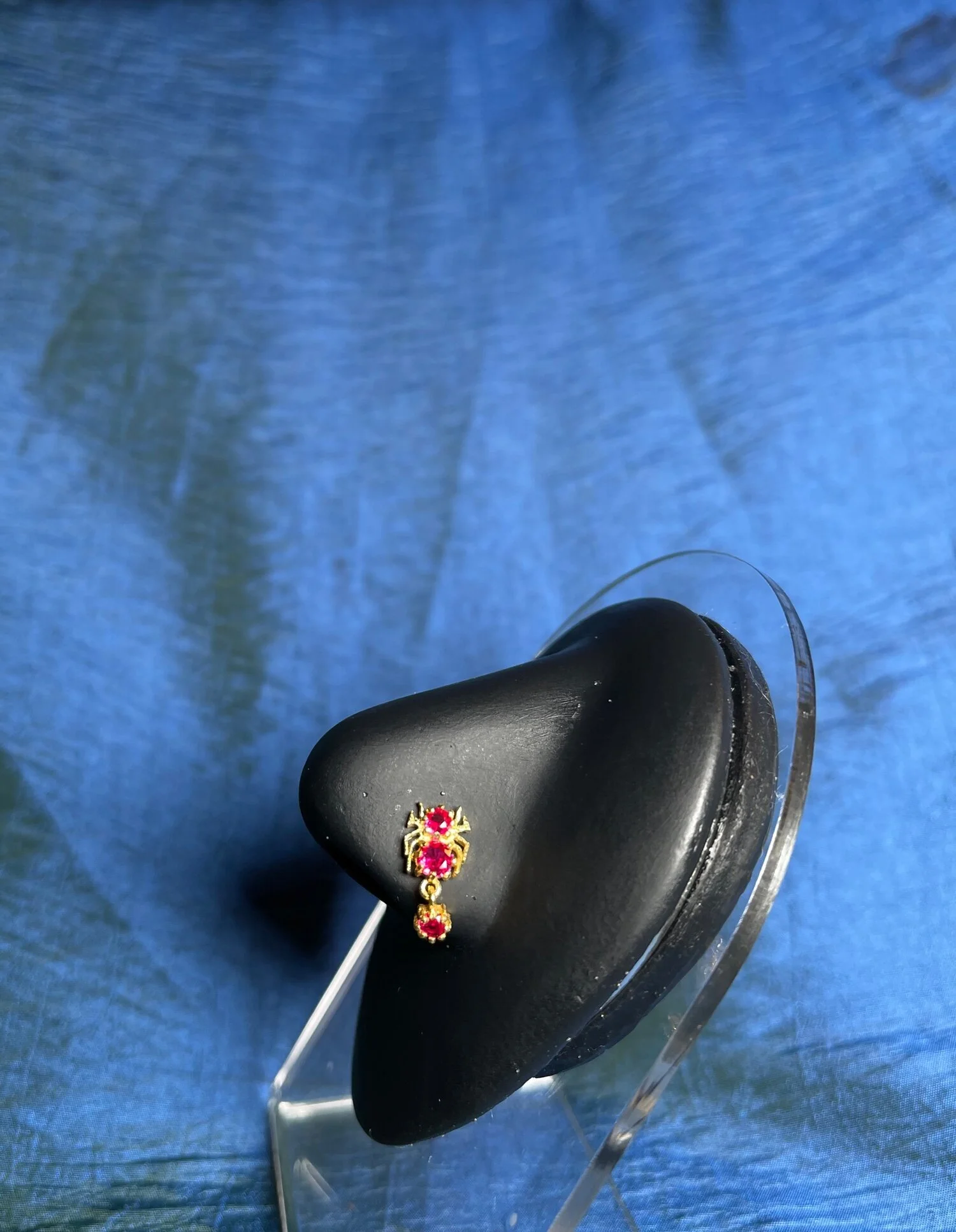 FF49D97E-68EB-4EA8-B3B4-7C8F422A43D9