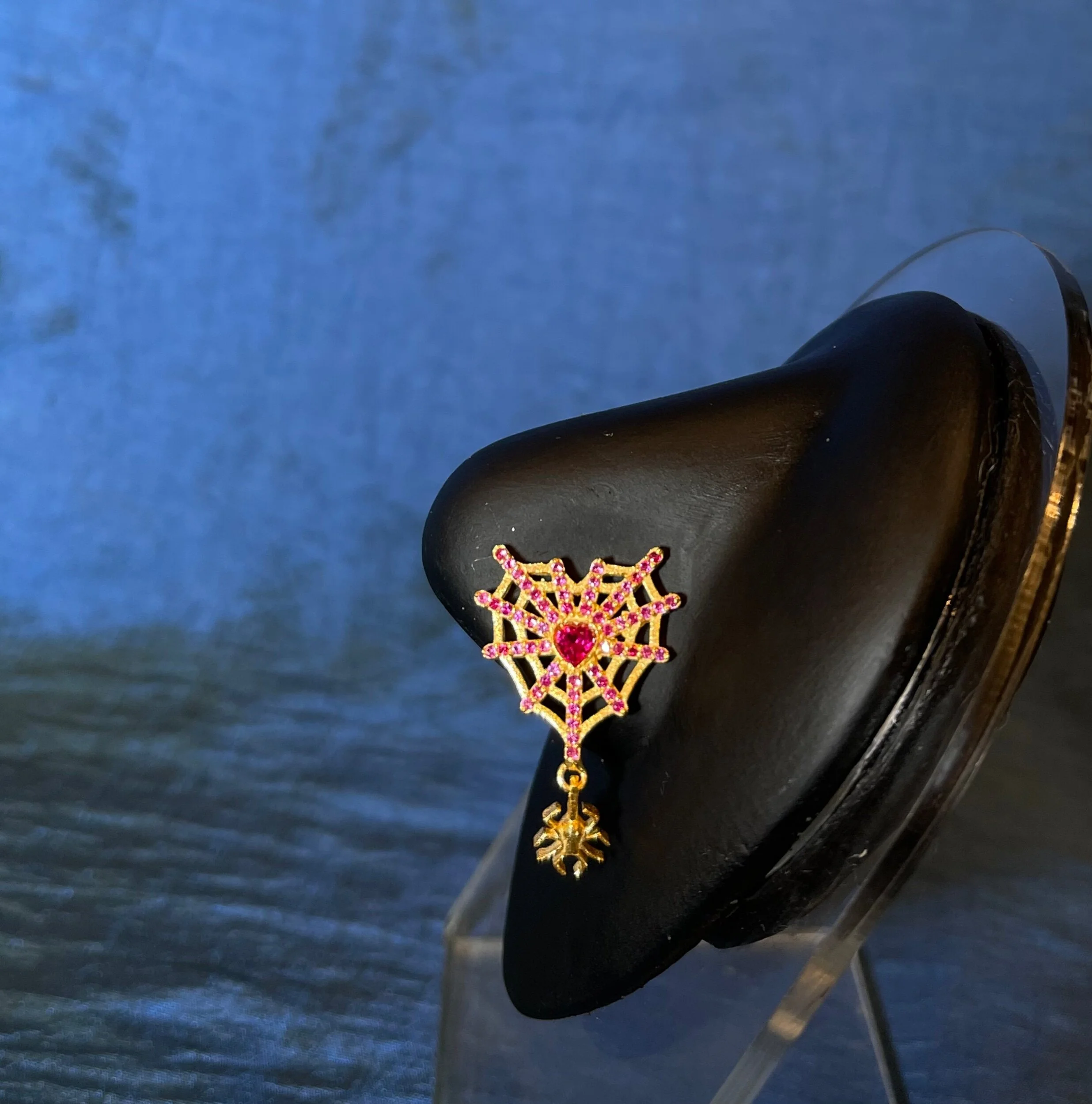 8F8FB4C0-9476-4A87-8E80-010151DD98C6