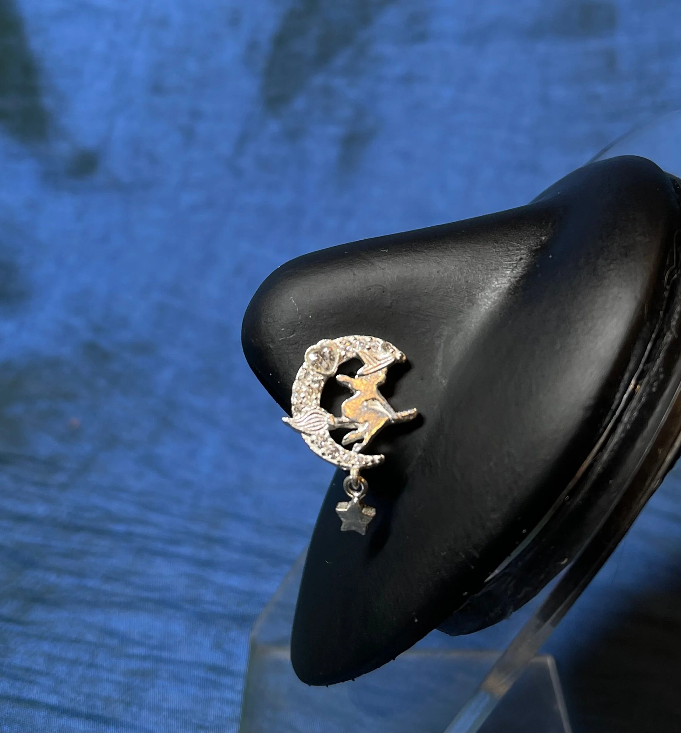 5D330D7F-C276-4CBA-98A5-9B08BA99404E