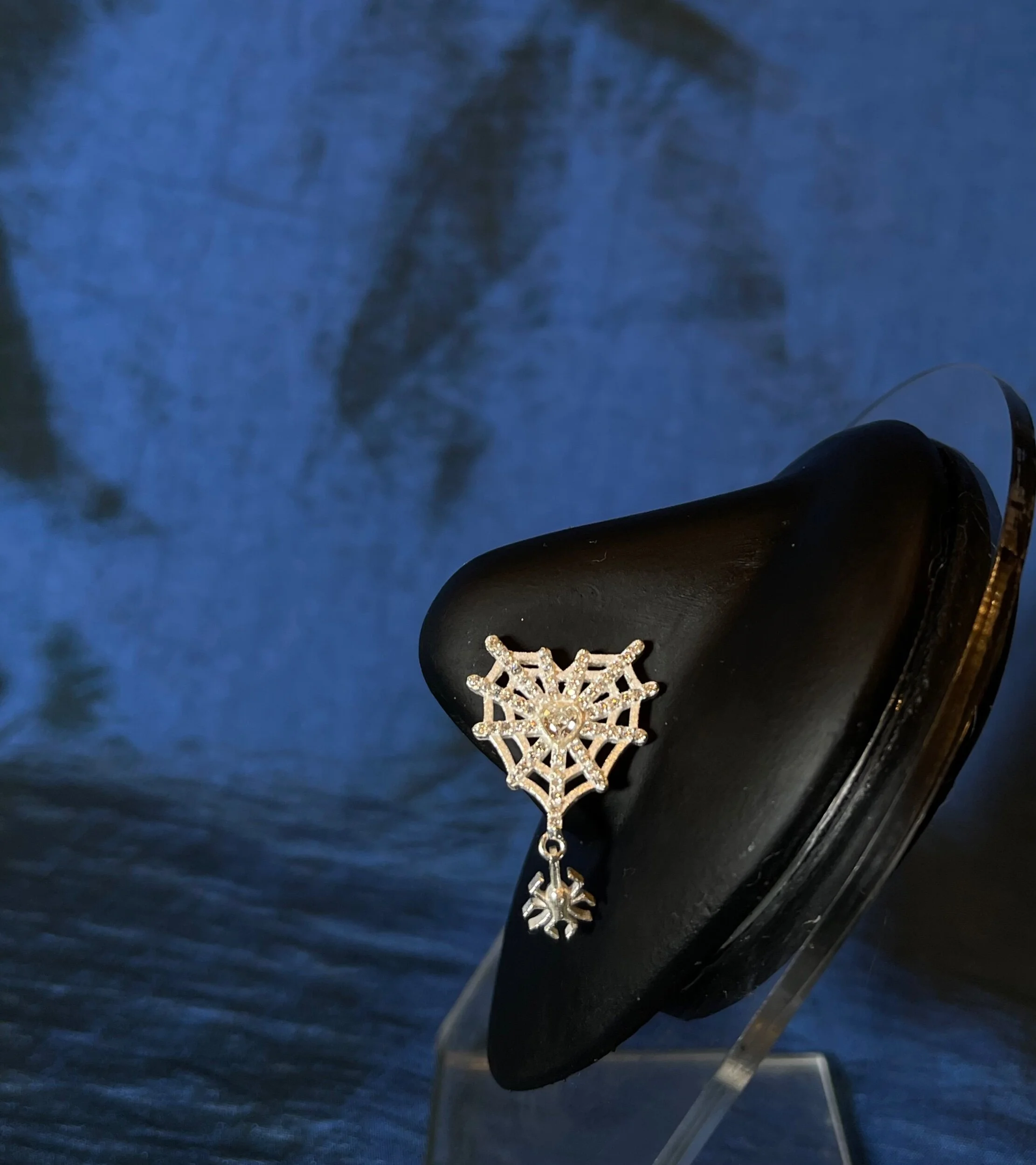 37C72EFB-20BE-4DA2-A7AD-262771225438