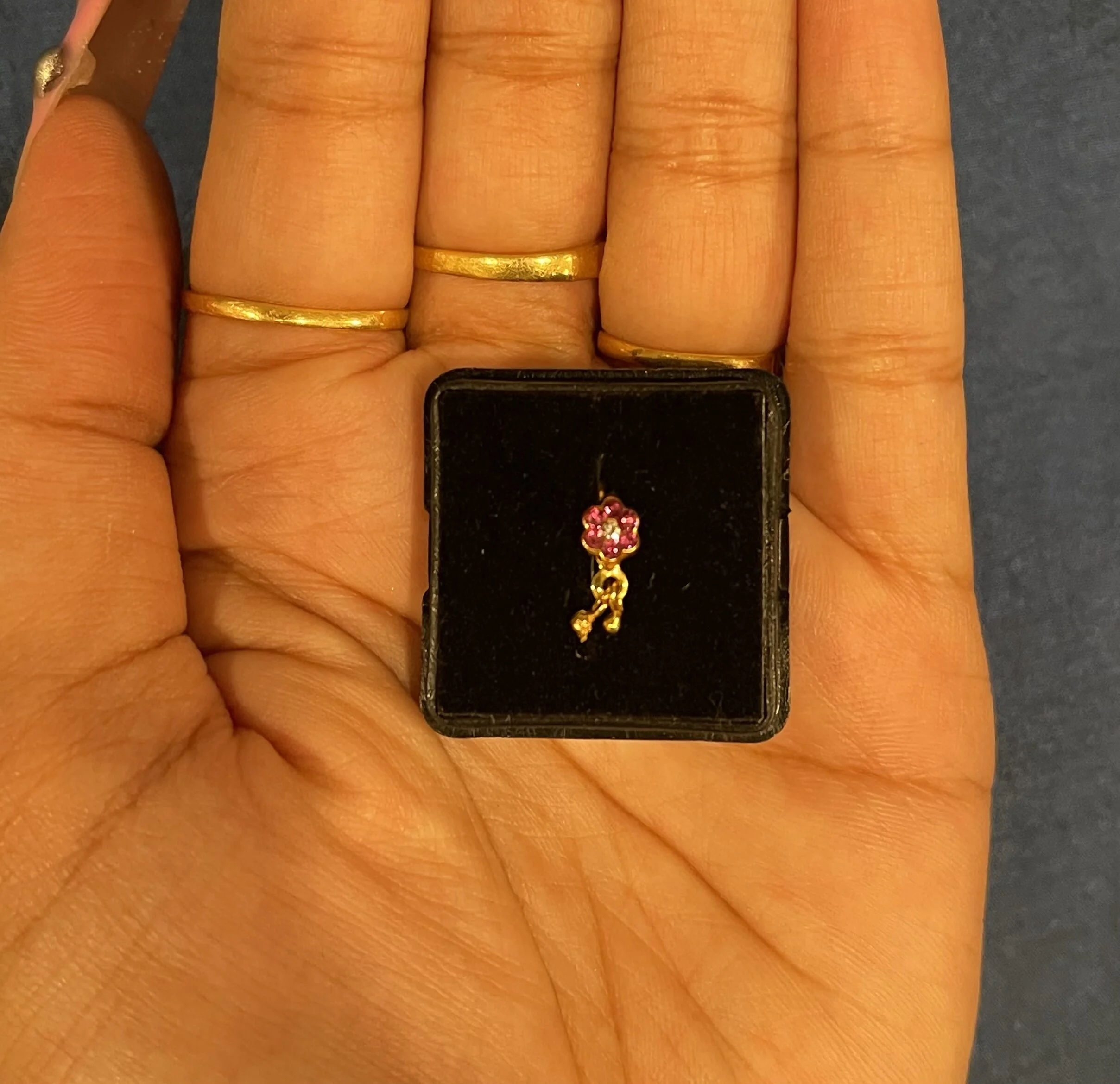 2594A79B-6ED4-4918-A87A-E6B012A6FD80