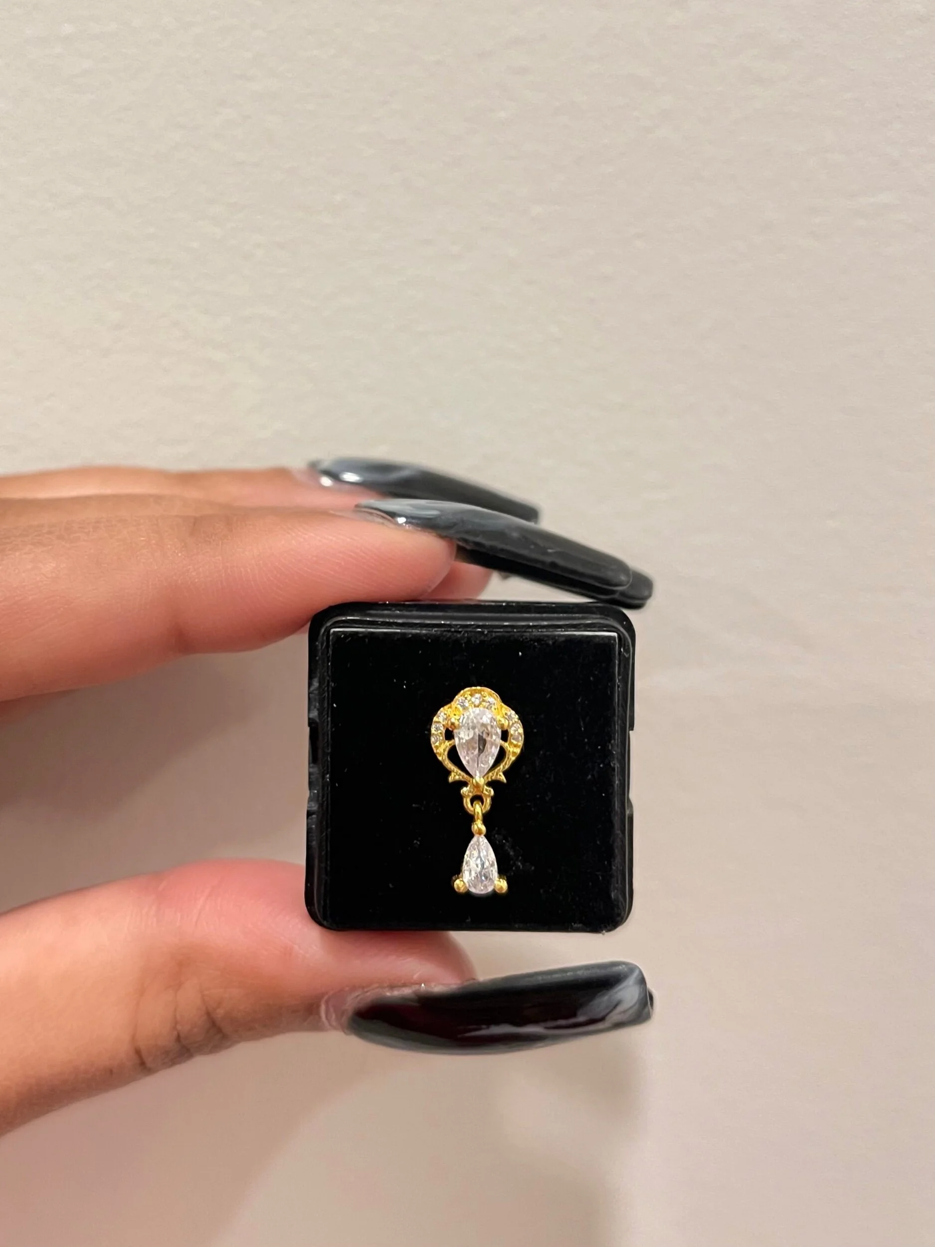 9C3E5B5A-4980-45EF-9450-11E15DDD799A