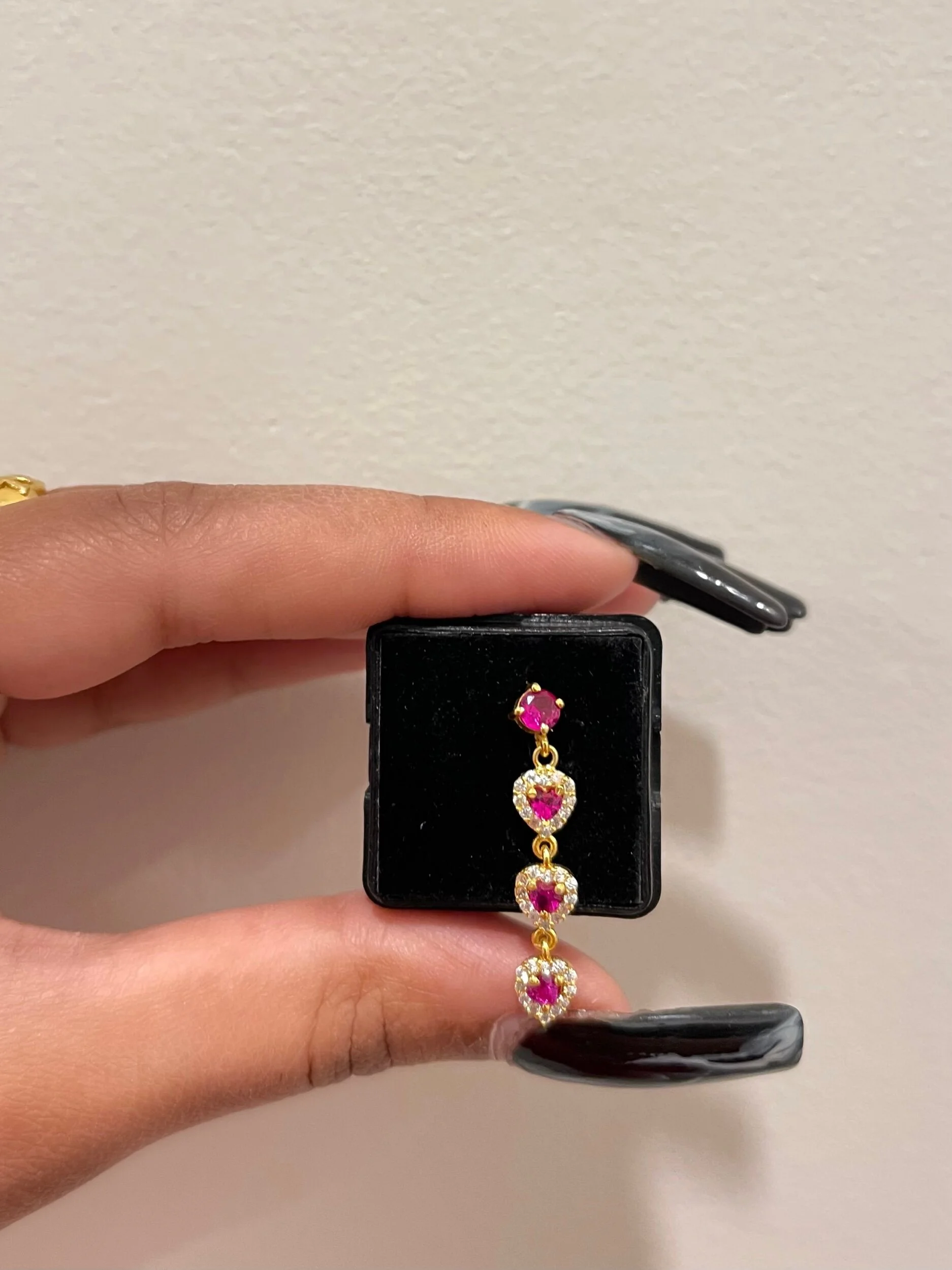 74C8FE8D-8F74-464E-80EC-E121FCDE77C9