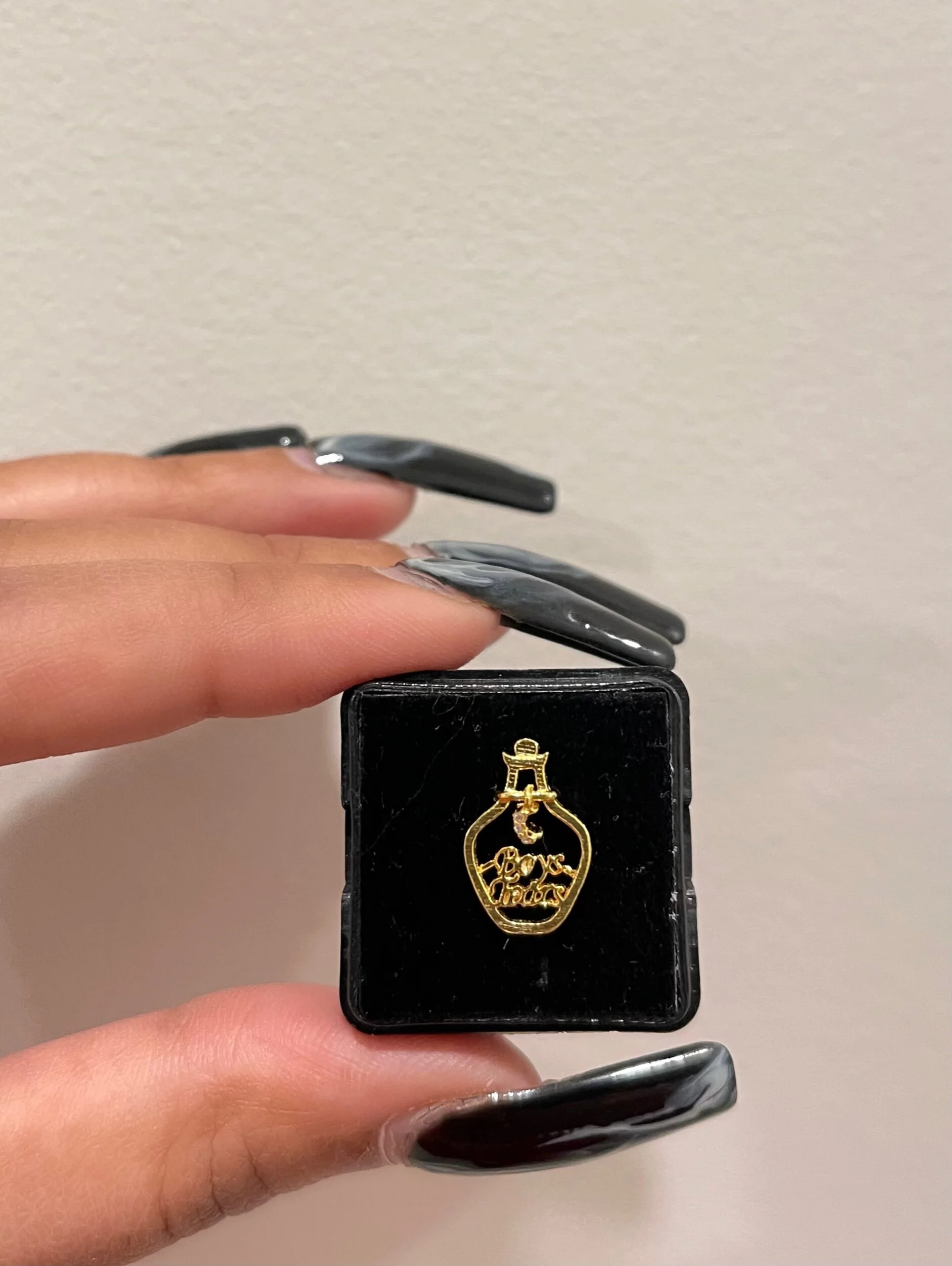 3EE0D20A-8DF7-4FC6-831F-2AA86788E818