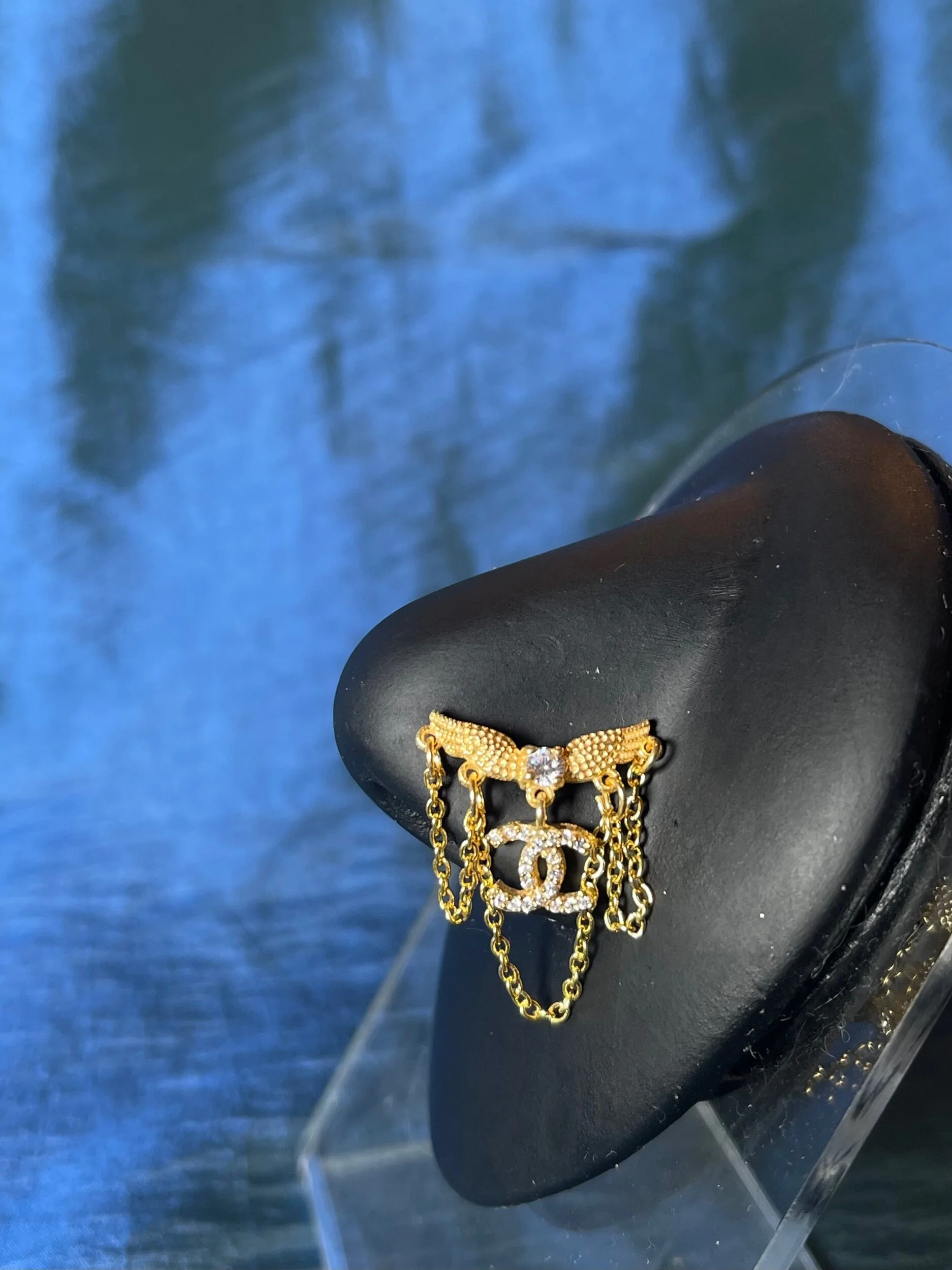 EF63F856-42C2-4100-B85C-CB2C1C5E972F