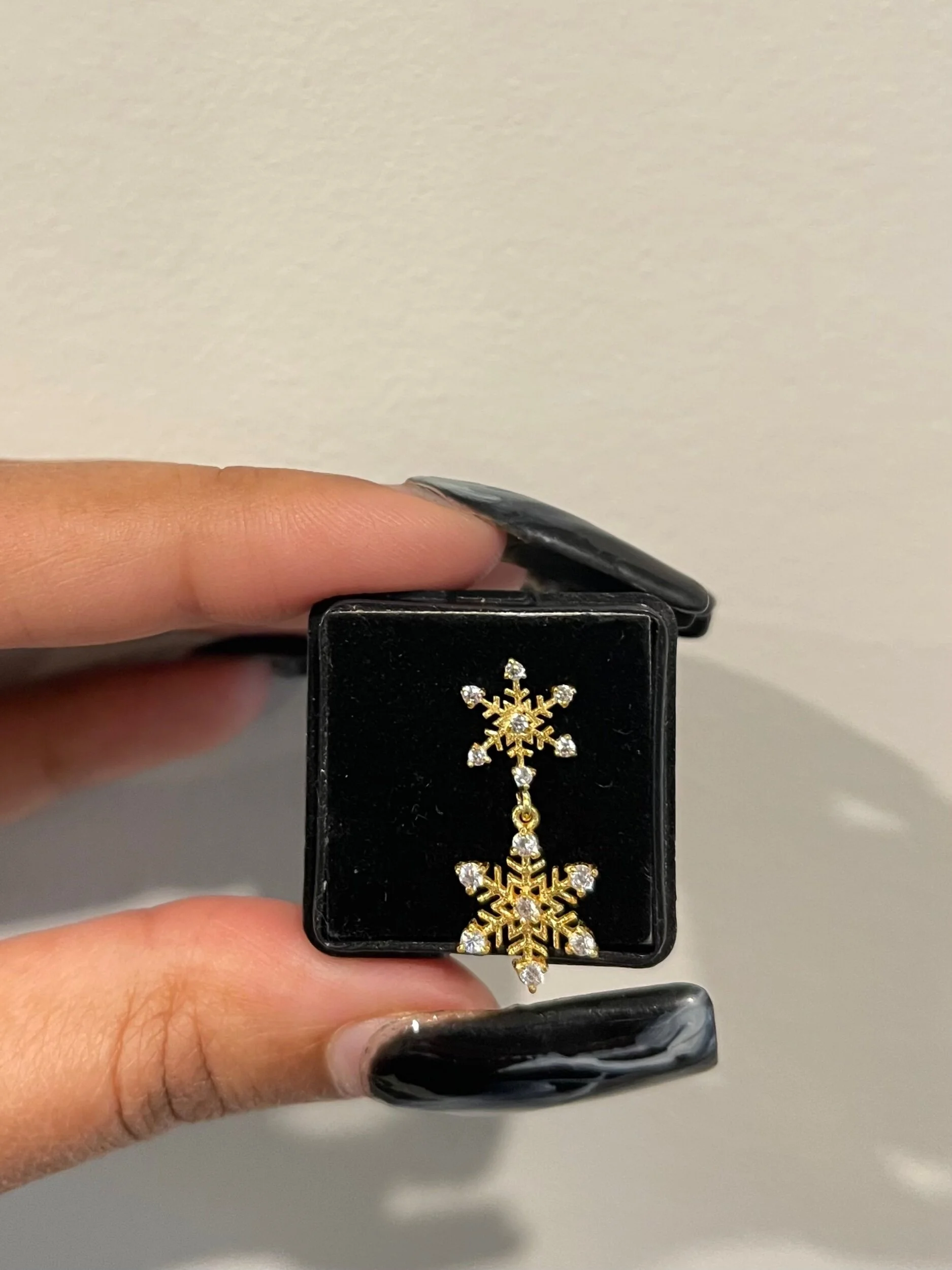 22DEE6E2-2777-4370-A12E-C433766BB613