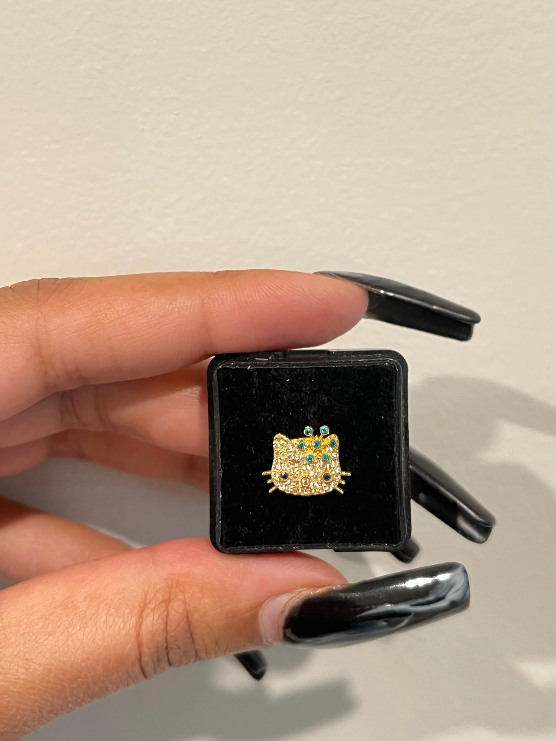 EEC3721D-6F83-496A-8C3F-169153747C46