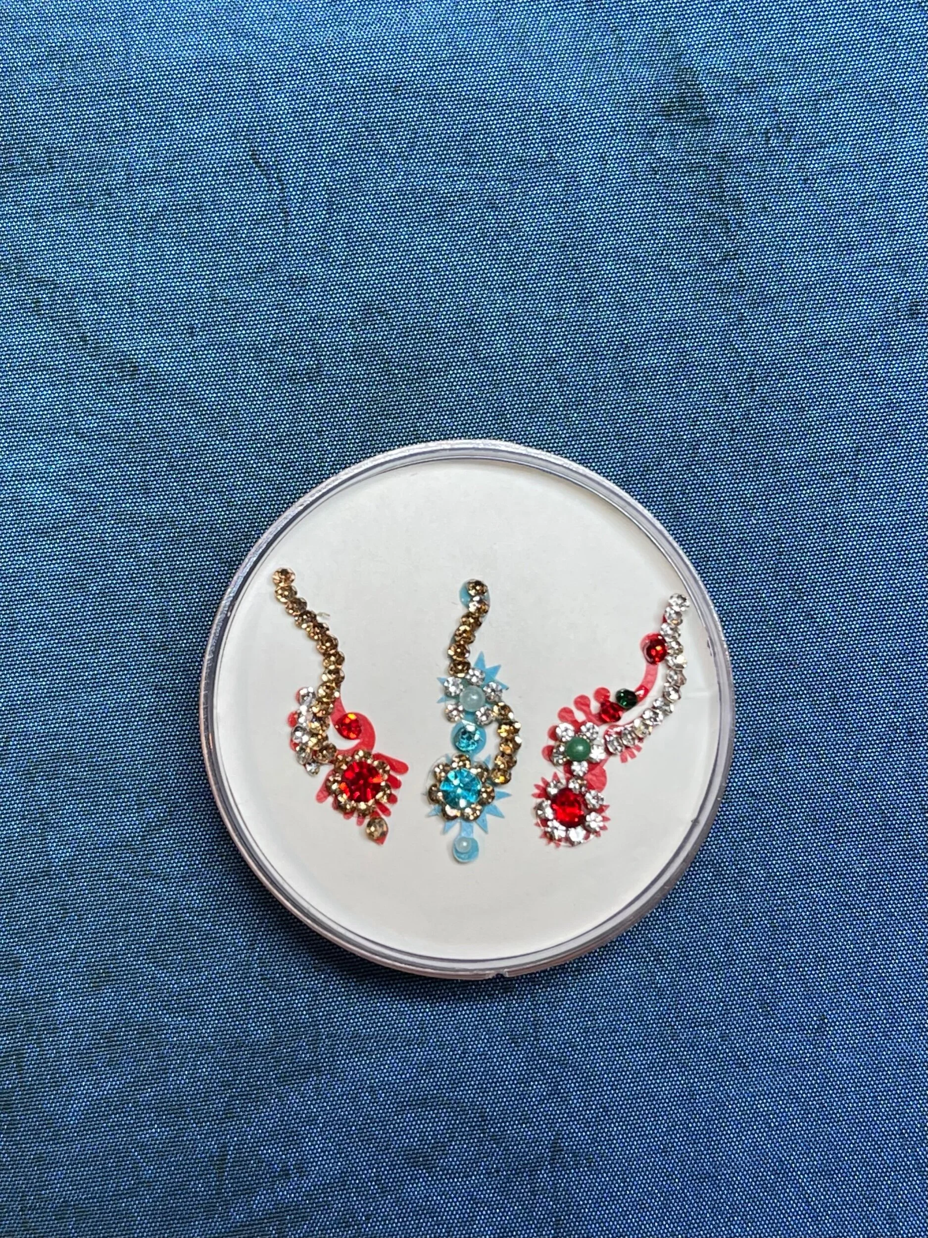 A0F3316F-ED3A-4E76-BC01-5DFFD2D08BE2