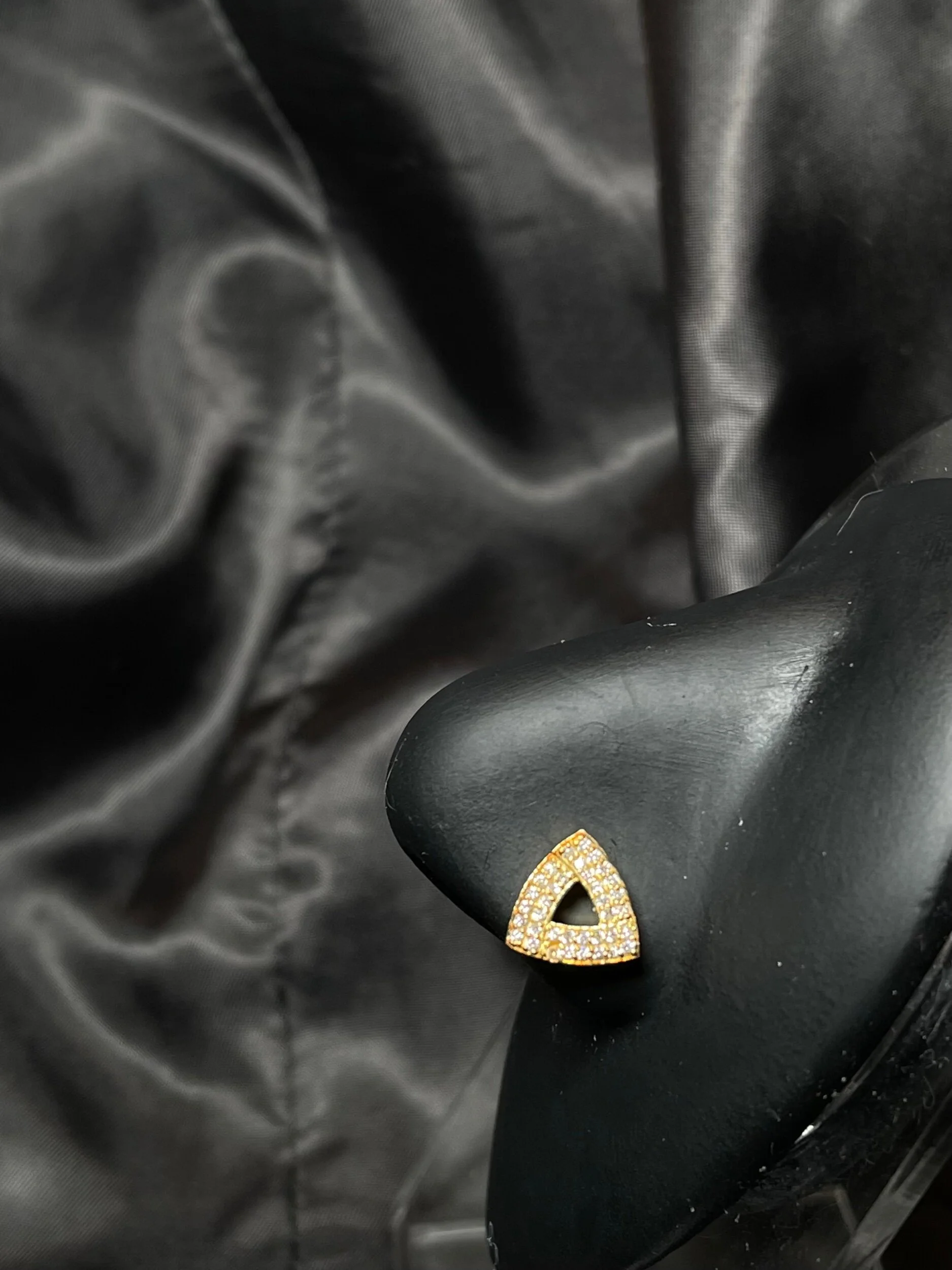 0F8FB430-7AC1-48A3-8C61-0509EF6C9538