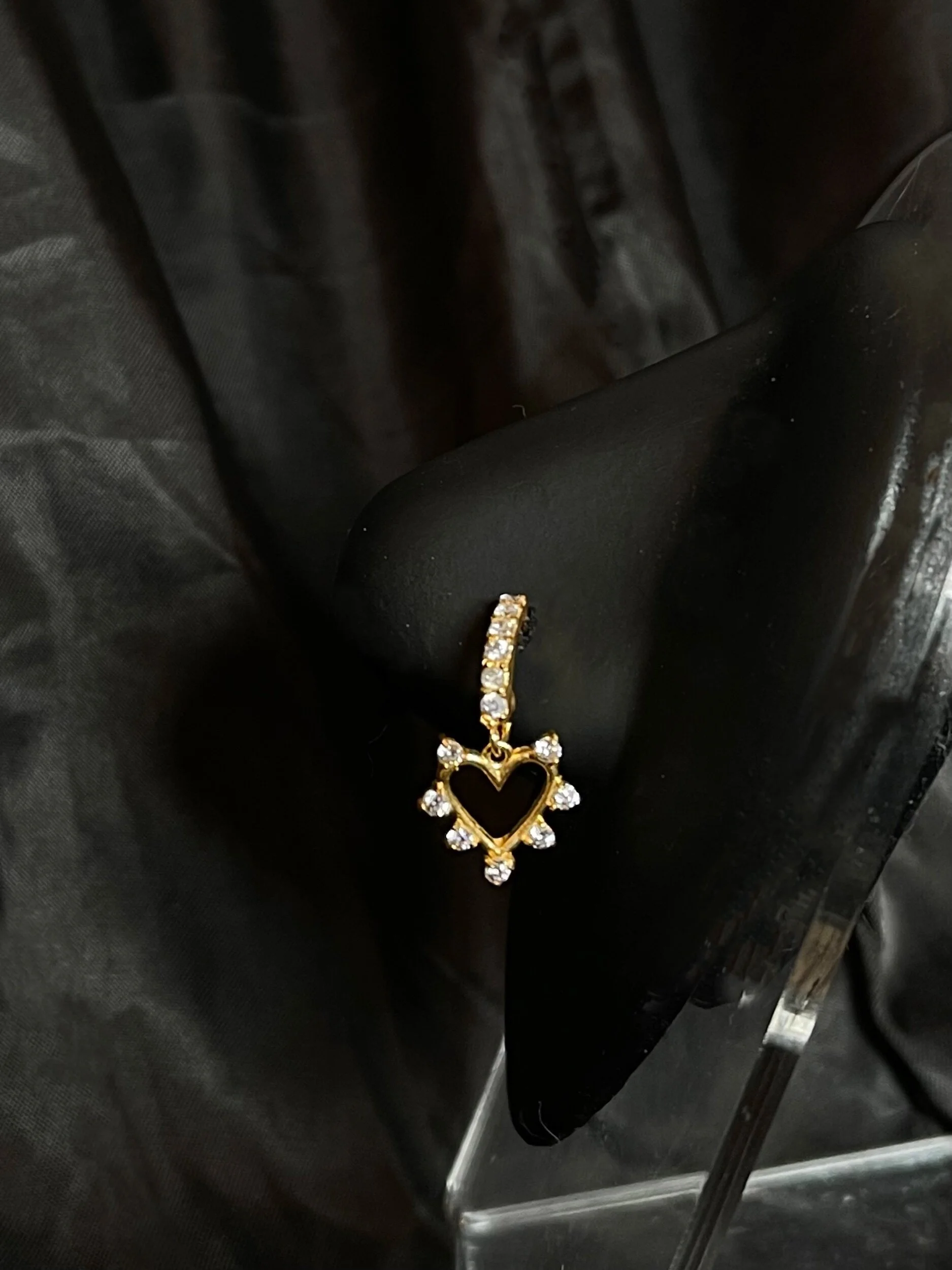 512B433C-B5AF-43EE-80AA-788678DB9438