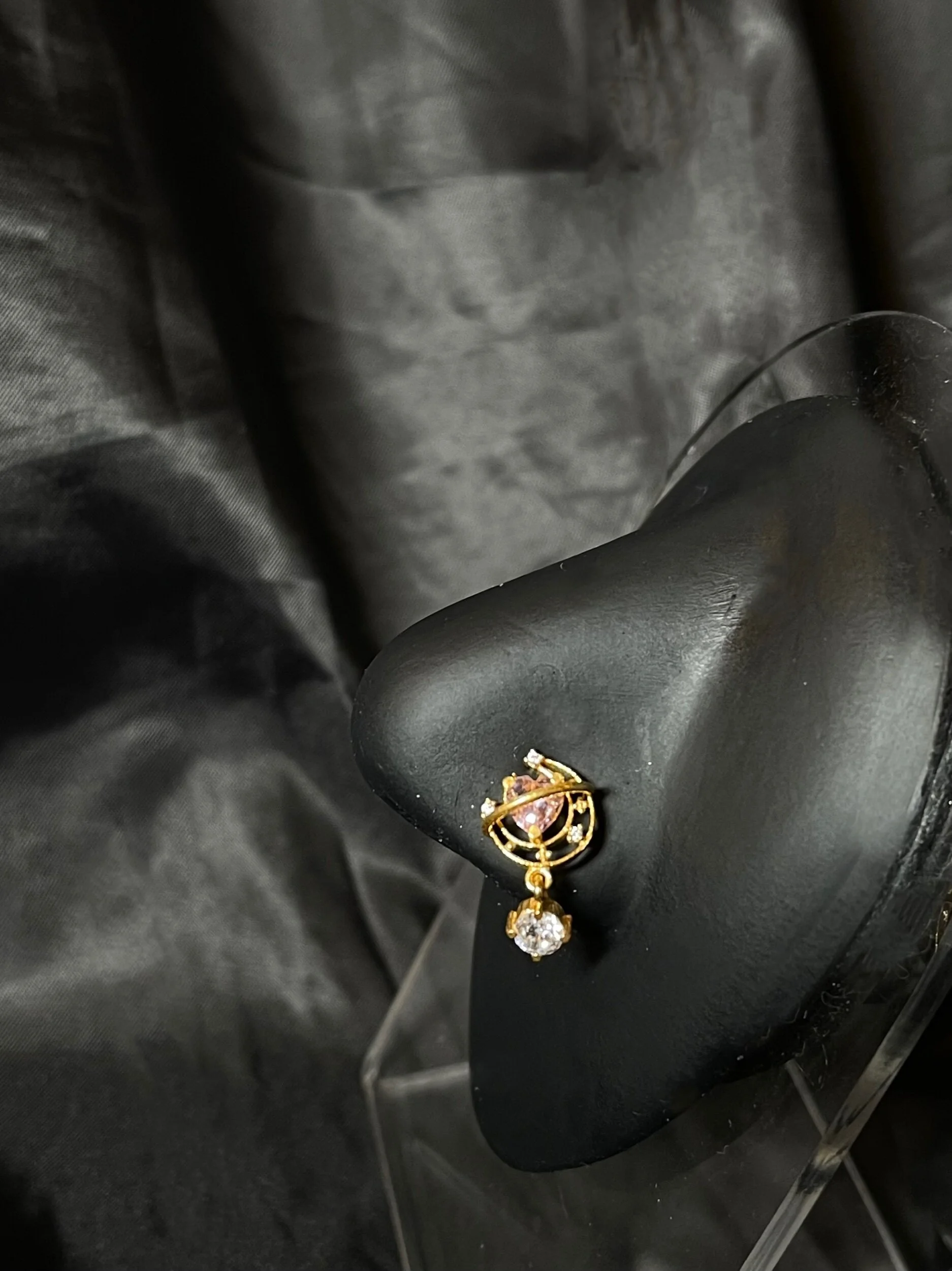 756C8E76-08E9-4320-9882-370E33F42FBD