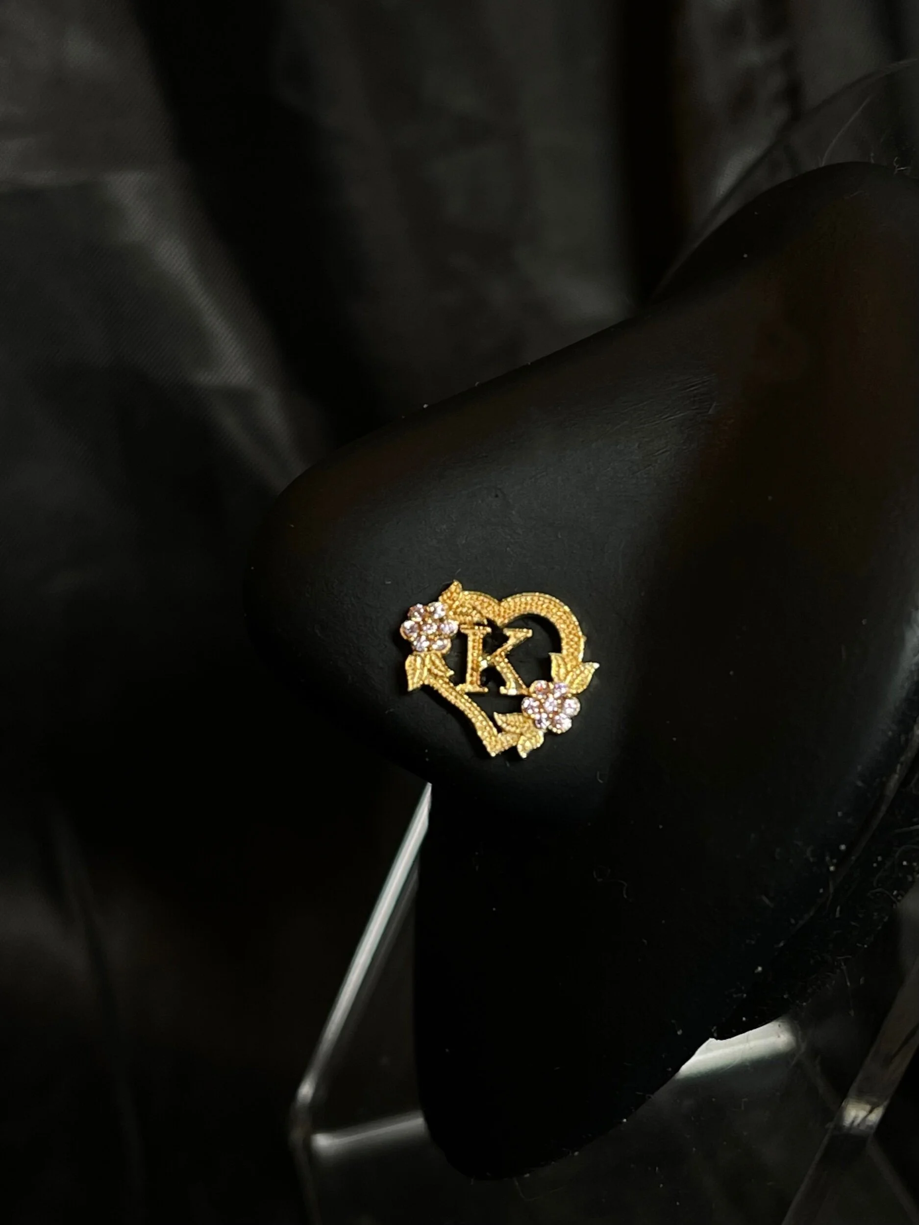 38183DD4-C10C-4C97-B9F5-DFCA12AE61ED