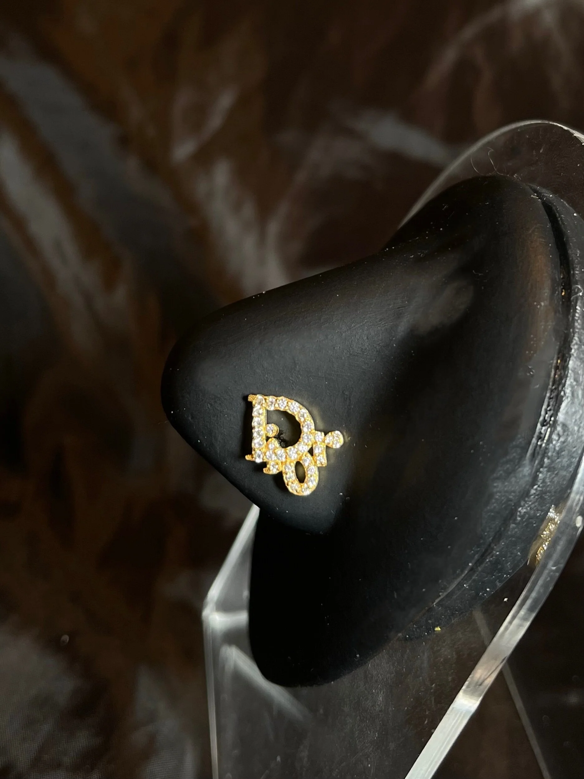 B071CEC0-C06C-4FE9-8C5C-E2F3A46C3332