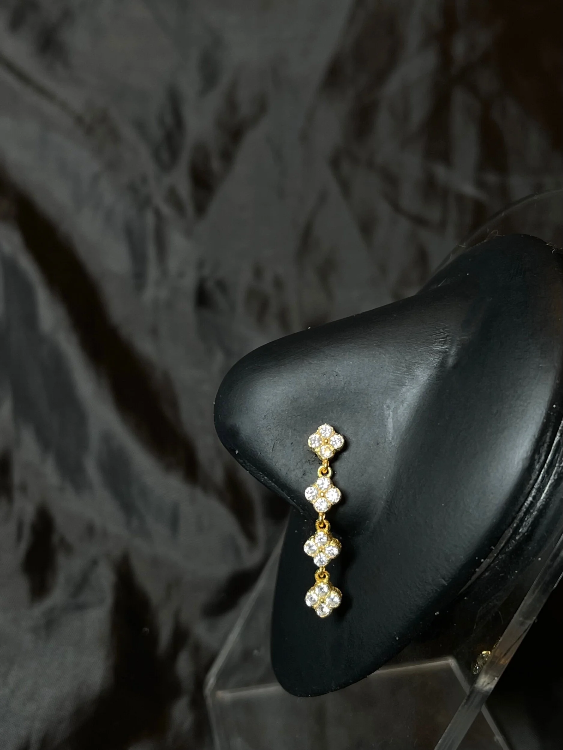 EEE1088D-FC3E-47AB-8970-51C9887BBE28