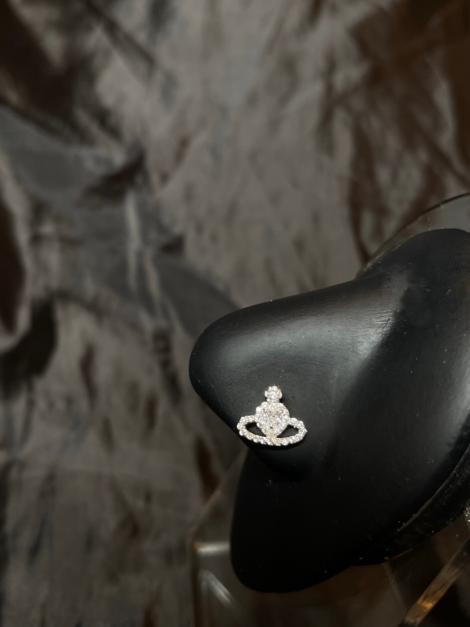 8482E2FB-69E4-48F7-8501-9335AF4BAF27